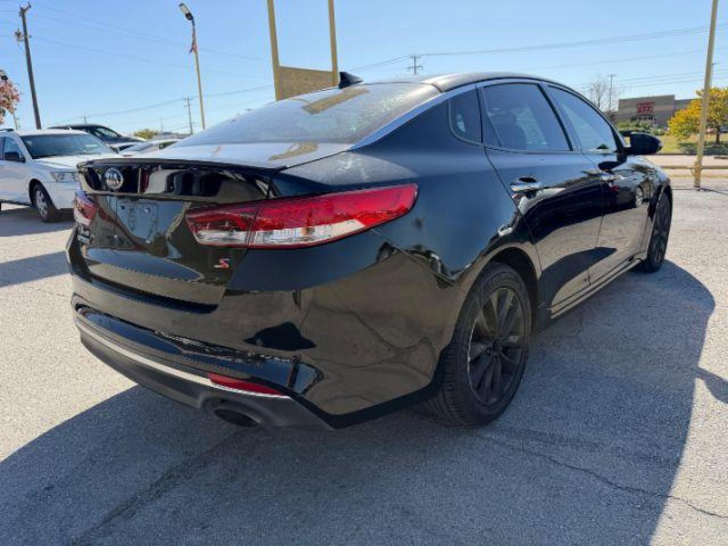 2018 BLACK Kia Optima EX (5XXGU4L34JG) with an Theta II 2.4L I-4 gasoline direct injection engine, located at 2715 W Pioneer Pkwy, Arlington, TX, 76013, (817) 265-9009, 32.710262, -97.153236 - Photo#7