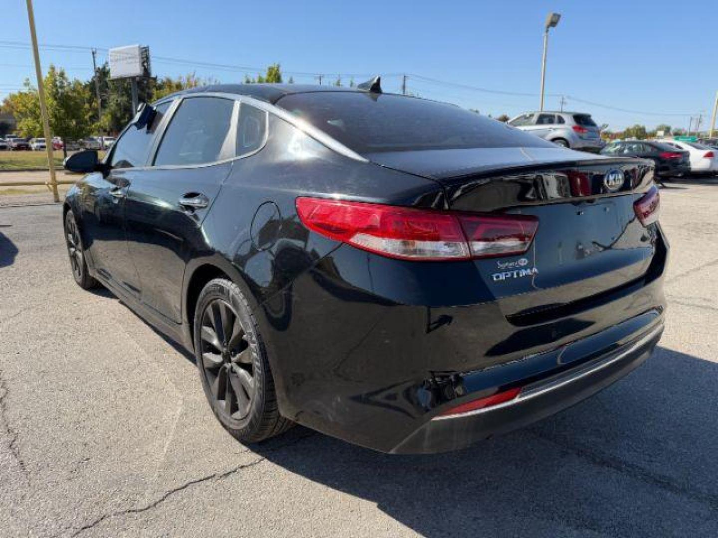 2018 BLACK Kia Optima EX (5XXGU4L34JG) with an Theta II 2.4L I-4 gasoline direct injection engine, located at 2715 W Pioneer Pkwy, Arlington, TX, 76013, (817) 265-9009, 32.710262, -97.153236 - Photo#9