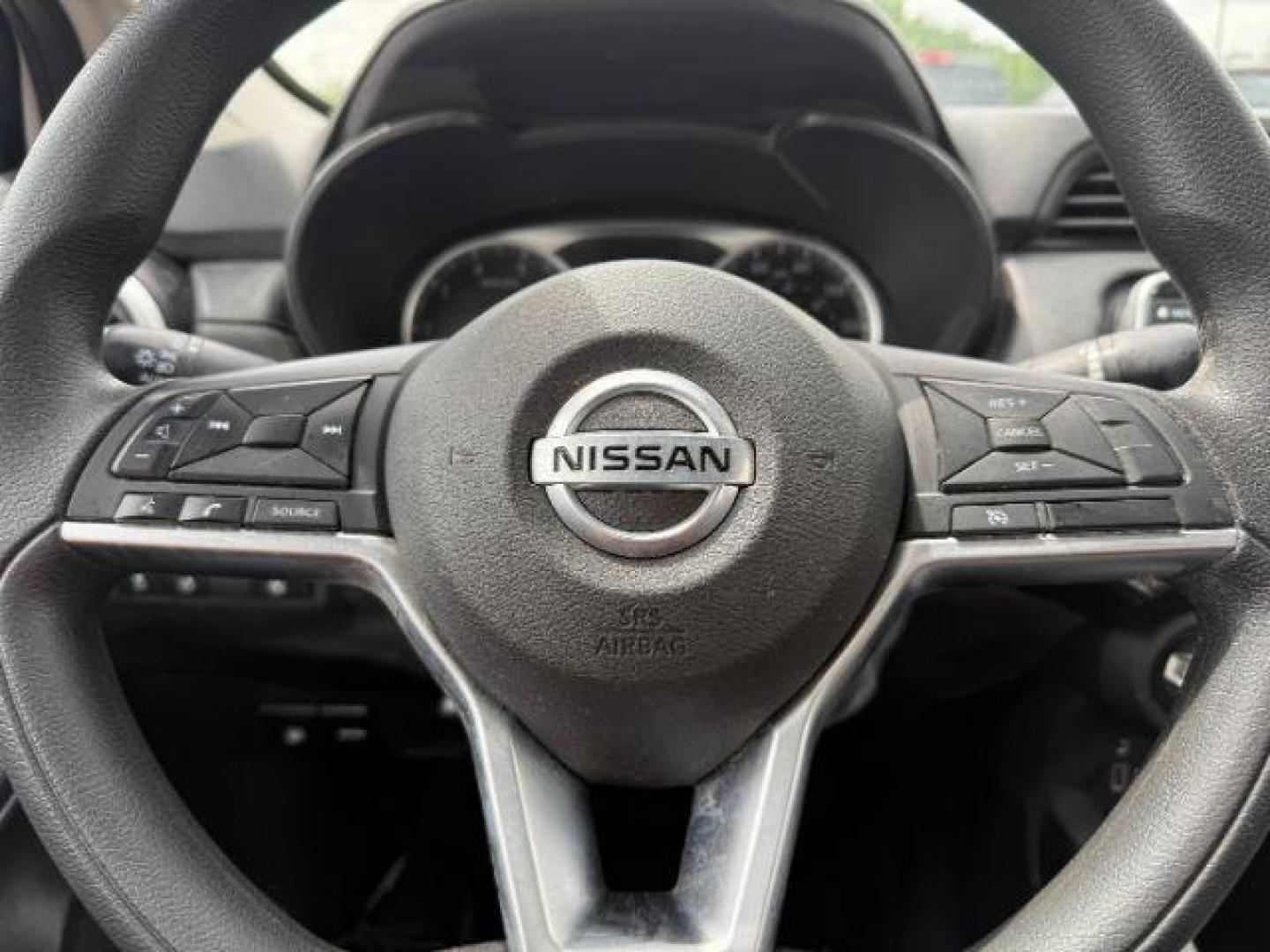 2021 Nissan Versa S CVT (3N1CN8DVXML) with an 1.6L L4 DOHC 16V engine, Continuously Variabl transmission, located at 2715 W Pioneer Pkwy, Arlington, TX, 76013, (817) 265-9009, 32.710262, -97.153236 - Photo#17