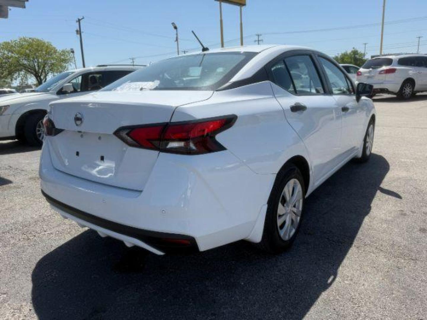2020 WHITE Nissan Versa S Xtronic CVT (3N1CN8DV7LL) with an 1.6L I-4 DOHC engine, located at 2715 W Pioneer Pkwy, Arlington, TX, 76013, (817) 265-9009, 32.710262, -97.153236 - Photo#6
