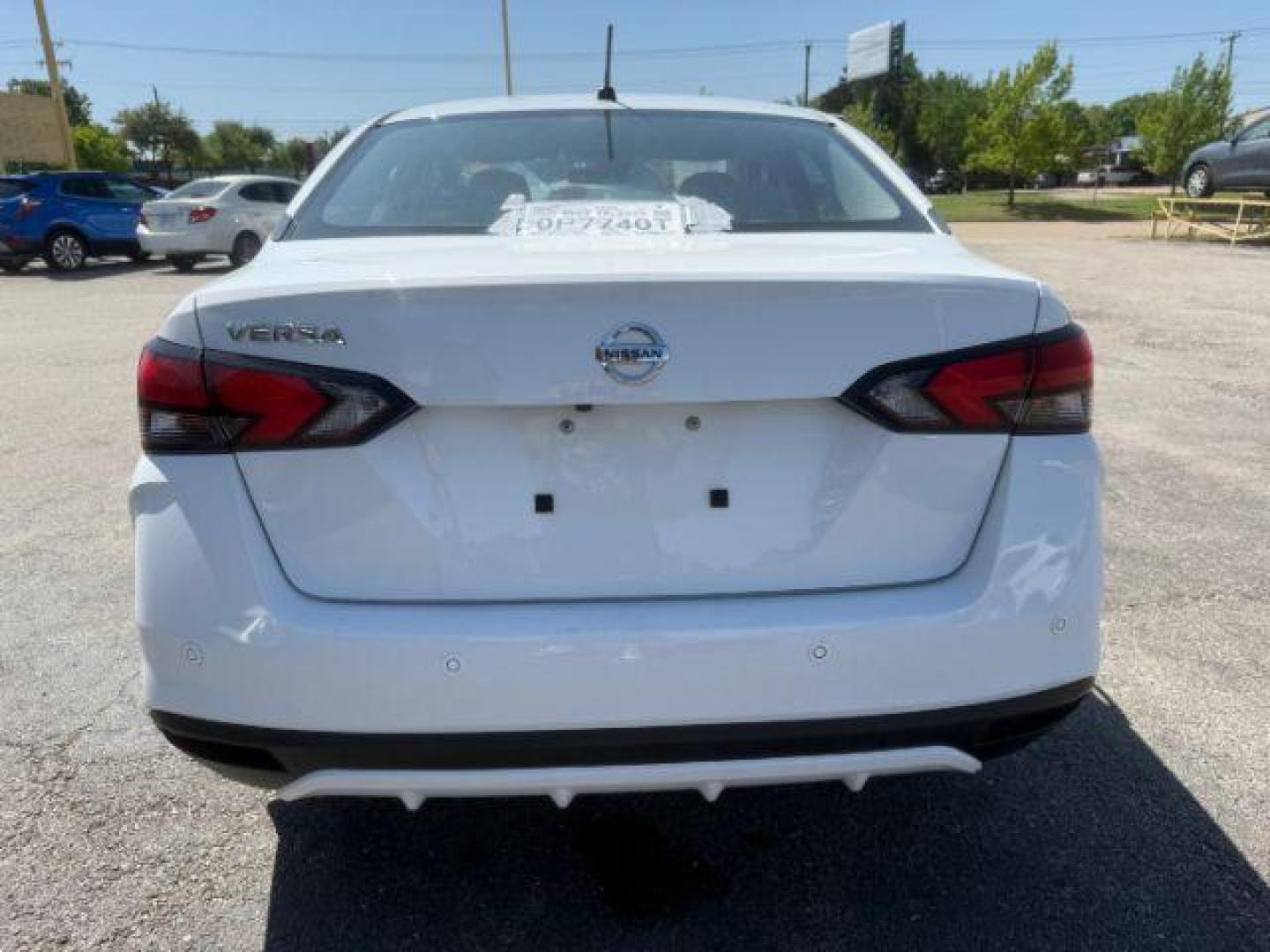 2020 WHITE Nissan Versa S Xtronic CVT (3N1CN8DV7LL) with an 1.6L I-4 DOHC engine, located at 2715 W Pioneer Pkwy, Arlington, TX, 76013, (817) 265-9009, 32.710262, -97.153236 - Photo#7