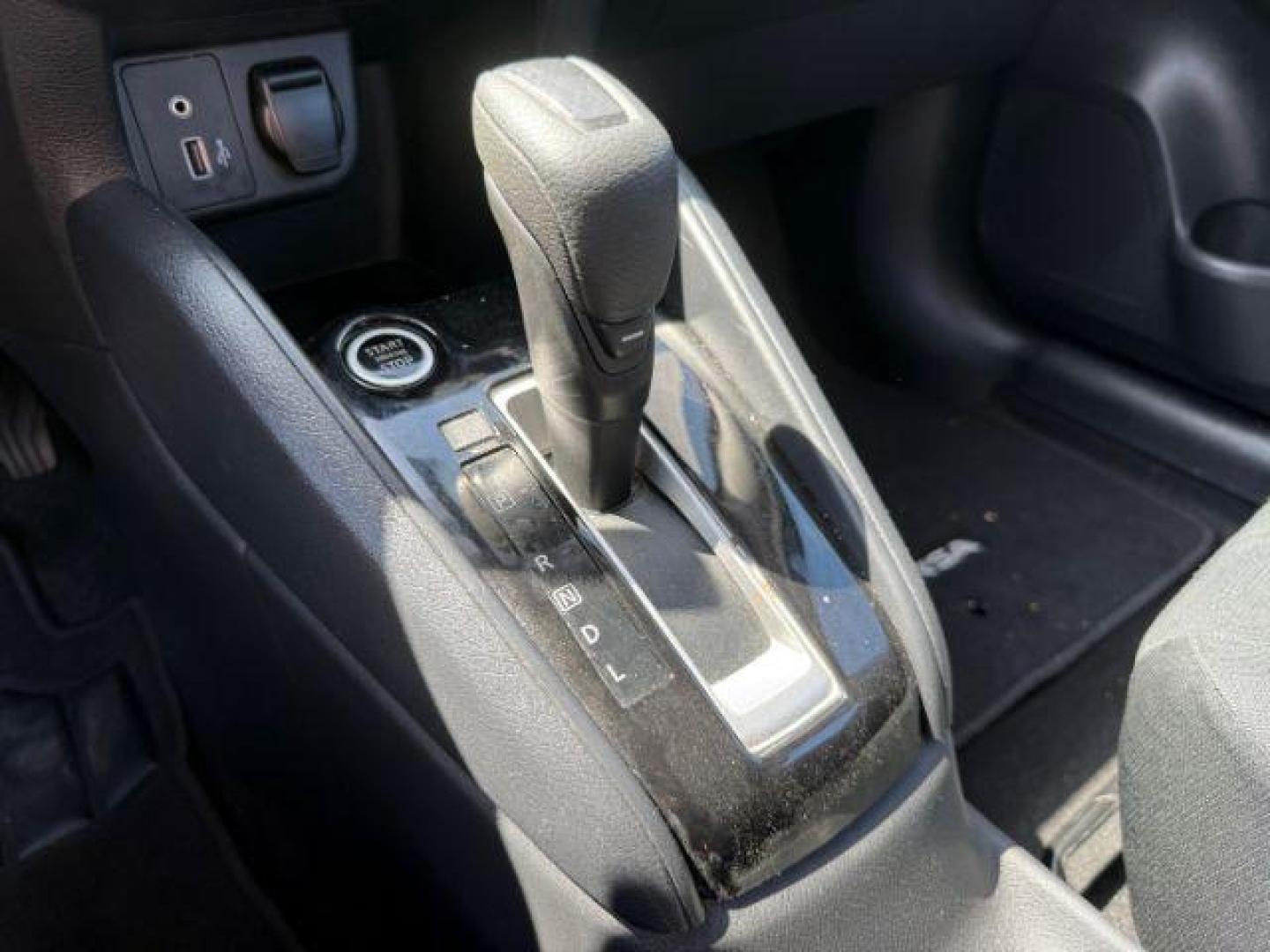 2020 WHITE Nissan Versa S Xtronic CVT (3N1CN8DV7LL) with an 1.6L I-4 DOHC engine, located at 2715 W Pioneer Pkwy, Arlington, TX, 76013, (817) 265-9009, 32.710262, -97.153236 - Photo#15