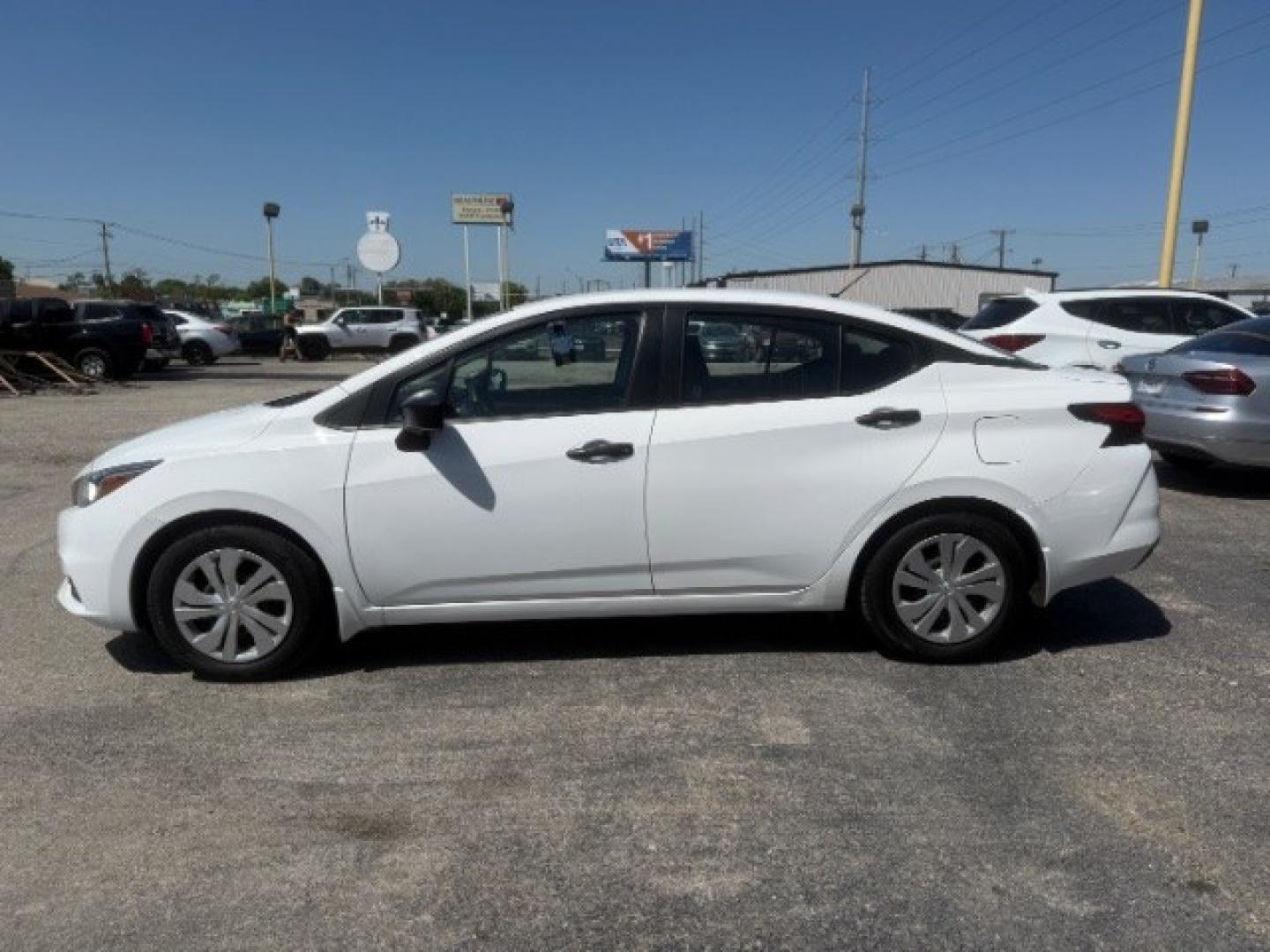 2020 WHITE Nissan Versa S Xtronic CVT (3N1CN8DV7LL) with an 1.6L I-4 DOHC engine, located at 2715 W Pioneer Pkwy, Arlington, TX, 76013, (817) 265-9009, 32.710262, -97.153236- Photo#1