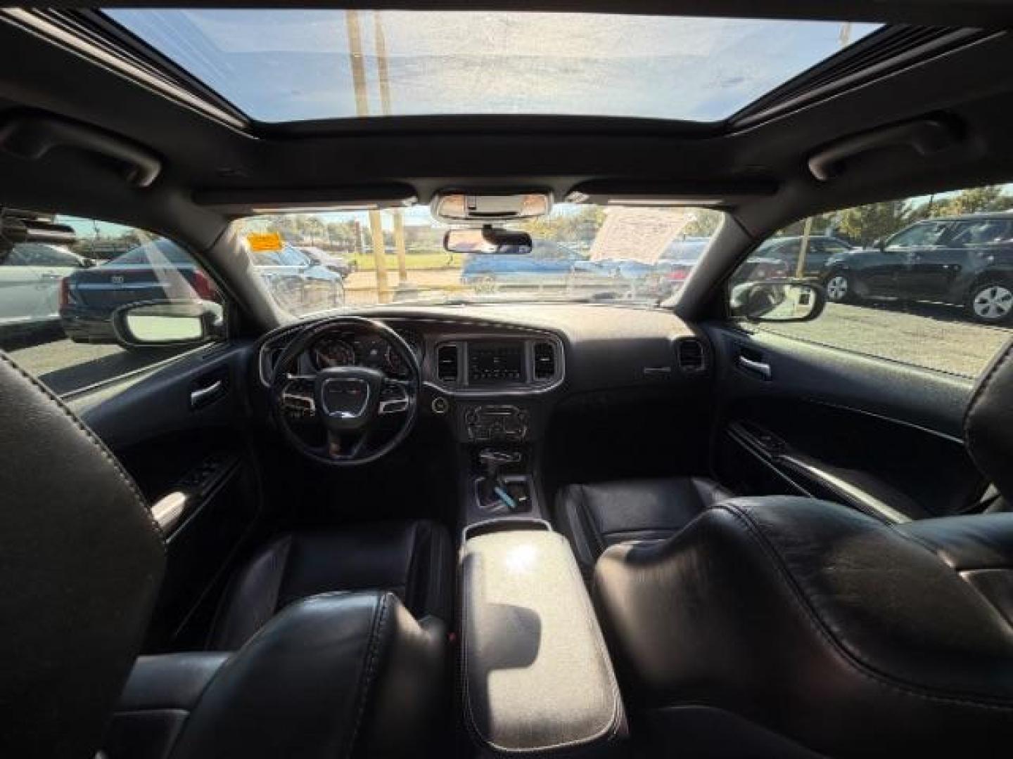 2021 WHITE Dodge Charger SXT (2C3CDXBG0MH) with an 3.6L V6 DOHC 24V engine, 8-Speed Automatic transmission, located at 2715 W Pioneer Pkwy, Arlington, TX, 76013, (817) 265-9009, 32.710262, -97.153236 - Photo#11