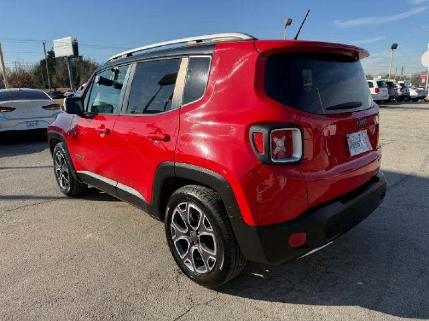 2017 RED Jeep Renegade Limited FWD (ZACCJADB4HP) with an 2.4L L4 DOHC 16V engine, 9-Speed Automatic transmission, located at 2715 W Pioneer Pkwy, Arlington, TX, 76013, (817) 265-9009, 32.710262, -97.153236 - Photo#8