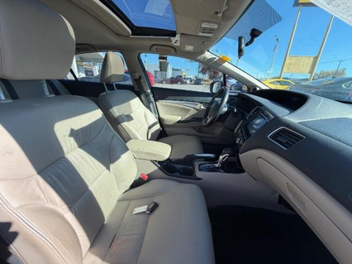 2015 MAROON Honda Civic EX-L | EX-L (2HGFB2F96FH) with an 1.8L I-4 i-VTEC vari engine, located at 2715 W Pioneer Pkwy, Arlington, TX, 76013, (817) 265-9009, 32.710262, -97.153236 - Photo#12