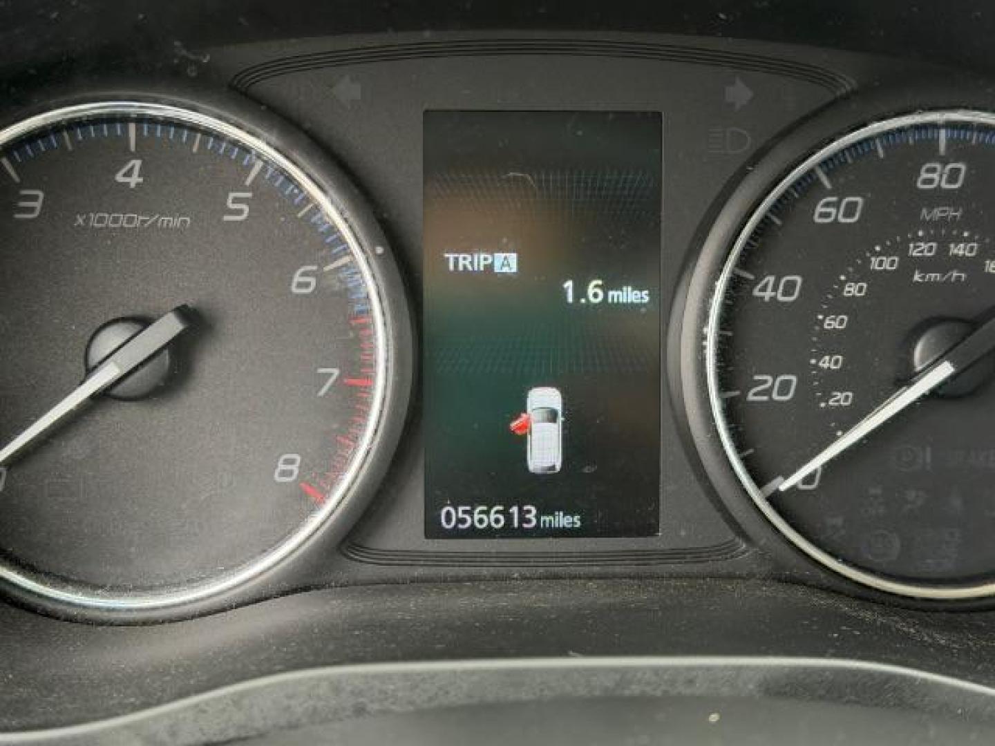 2020 SILVER Mitsubishi Outlander ES 2.4 (JA4AD2A38LZ) with an 2.4L I-4 MIVEC variable valve control engine, located at 2715 W Pioneer Pkwy, Arlington, TX, 76013, (817) 265-9009, 32.710262, -97.153236 - Photo#1