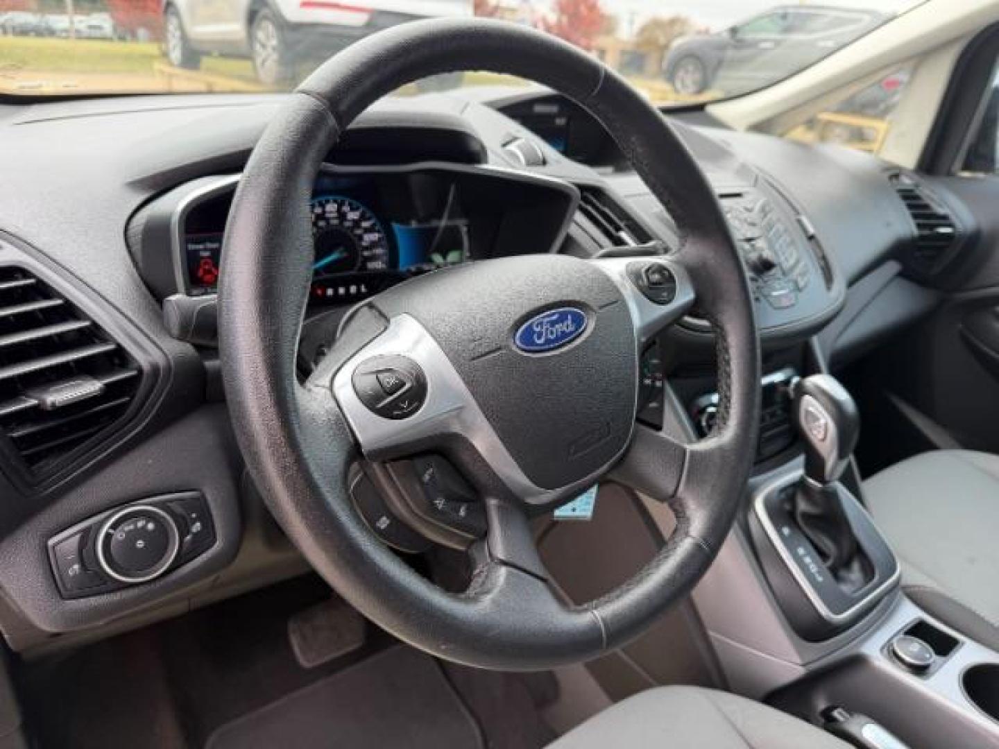 2016 TAN Ford C-Max Hybrid SE (1FADP5AU5GL) with an 2L I-4 DOHC engine, located at 2715 W Pioneer Pkwy, Arlington, TX, 76013, (817) 265-9009, 32.710262, -97.153236 - Photo#15