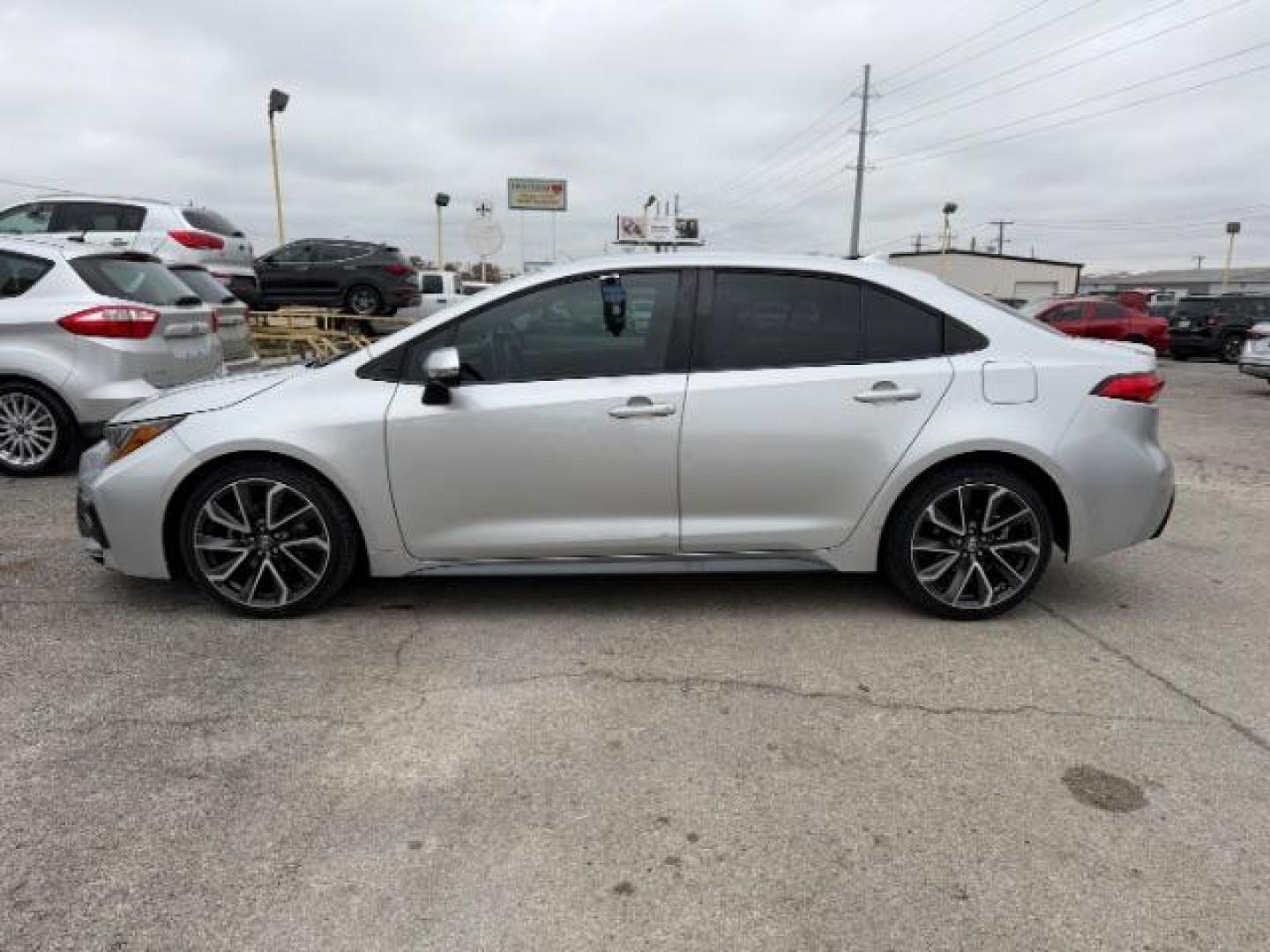 2020 SILVER Toyota Corolla SE | SE Nightshade Edition (5YFS4RCE0LP) with an Dynamic Force 2L I-4 port/direct injection engine, located at 2715 W Pioneer Pkwy, Arlington, TX, 76013, (817) 265-9009, 32.710262, -97.153236 - Photo#2