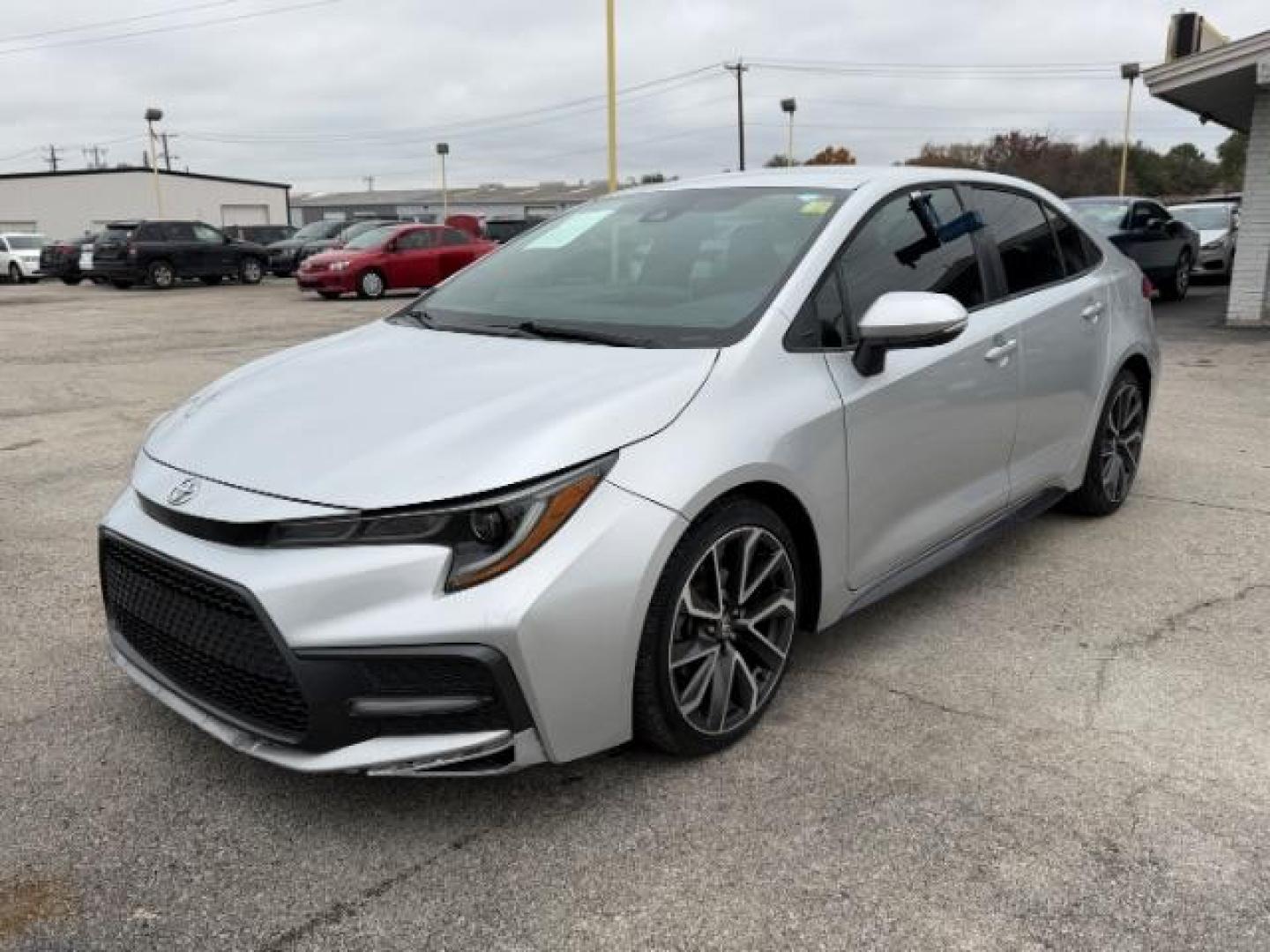 2020 SILVER Toyota Corolla SE | SE Nightshade Edition (5YFS4RCE0LP) with an Dynamic Force 2L I-4 port/direct injection engine, located at 2715 W Pioneer Pkwy, Arlington, TX, 76013, (817) 265-9009, 32.710262, -97.153236 - Photo#3