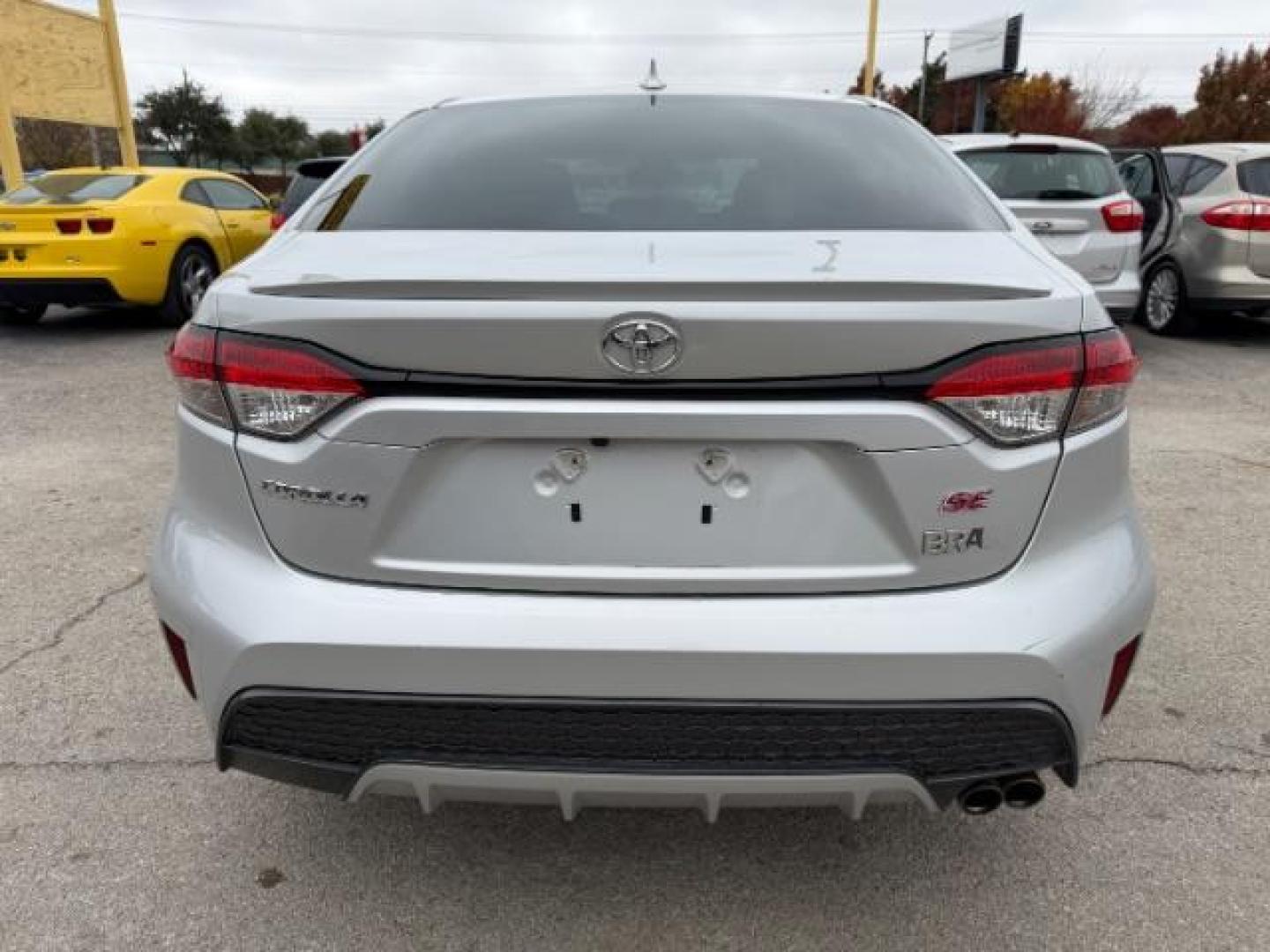 2020 SILVER Toyota Corolla SE | SE Nightshade Edition (5YFS4RCE0LP) with an Dynamic Force 2L I-4 port/direct injection engine, located at 2715 W Pioneer Pkwy, Arlington, TX, 76013, (817) 265-9009, 32.710262, -97.153236 - Photo#8