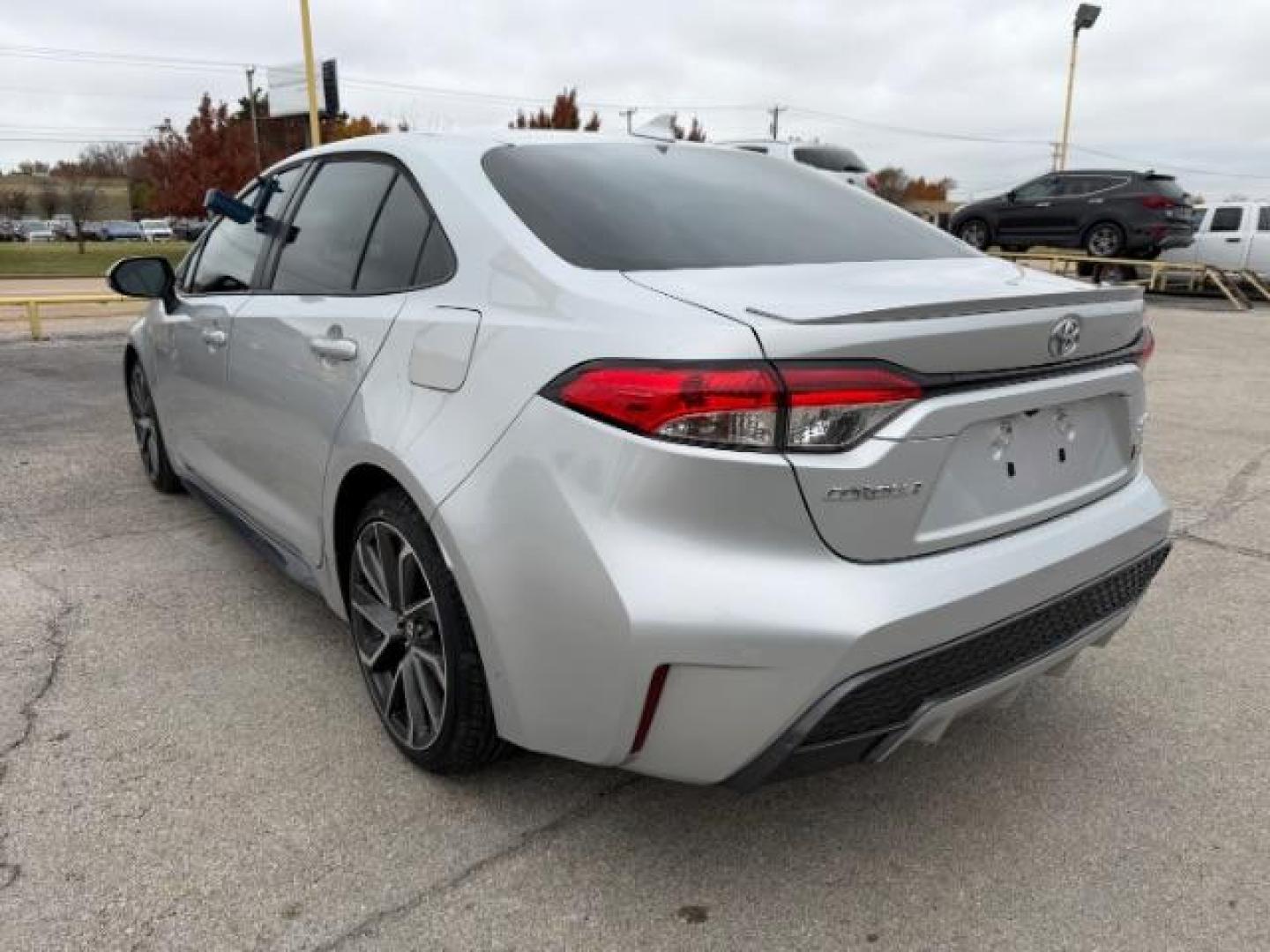 2020 SILVER Toyota Corolla SE | SE Nightshade Edition (5YFS4RCE0LP) with an Dynamic Force 2L I-4 port/direct injection engine, located at 2715 W Pioneer Pkwy, Arlington, TX, 76013, (817) 265-9009, 32.710262, -97.153236 - Photo#10