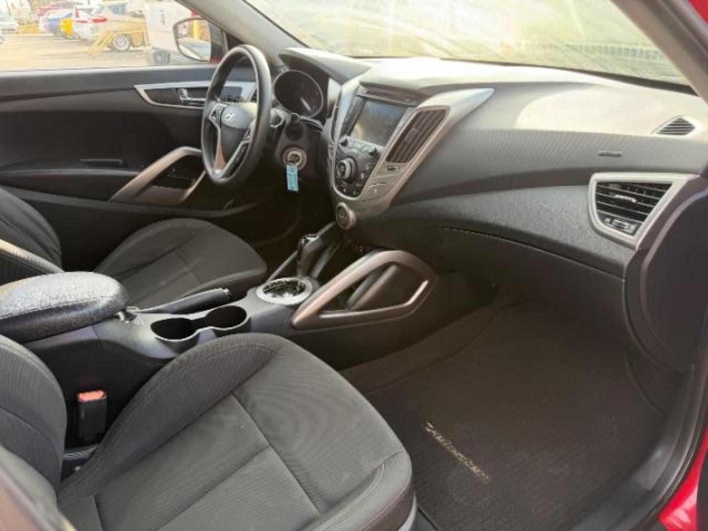 2016 RED Hyundai Veloster . (KMHTC6AD8GU) , located at 2715 W Pioneer Pkwy, Arlington, TX, 76013, (817) 265-9009, 32.710262, -97.153236 - Photo#13