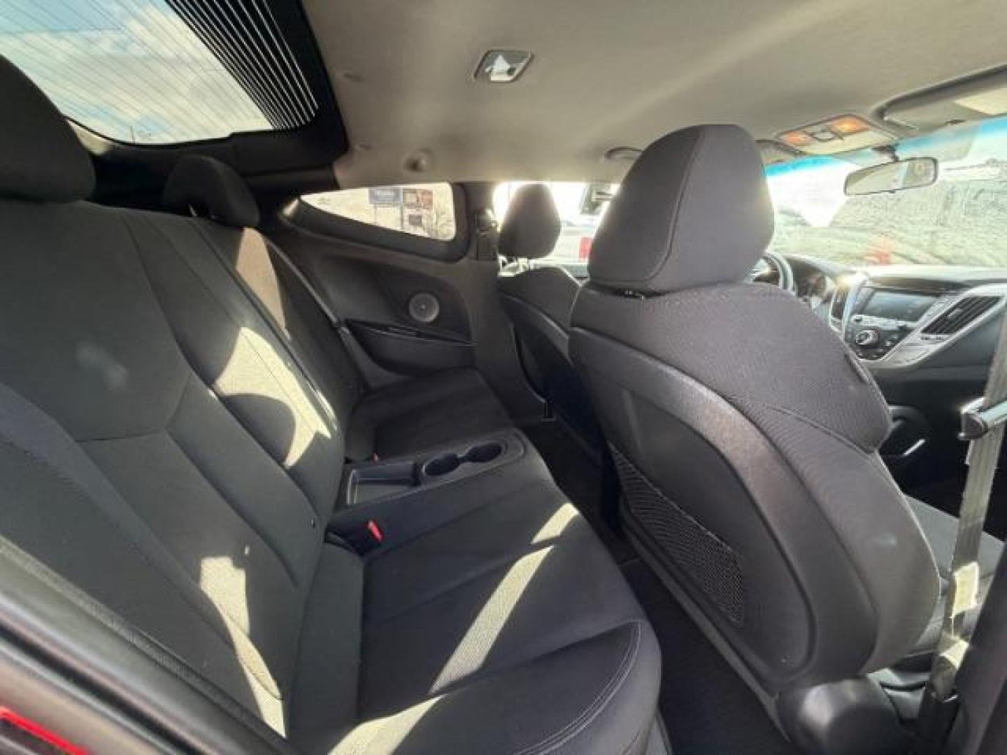 2016 RED Hyundai Veloster . (KMHTC6AD8GU) , located at 2715 W Pioneer Pkwy, Arlington, TX, 76013, (817) 265-9009, 32.710262, -97.153236 - Photo#14