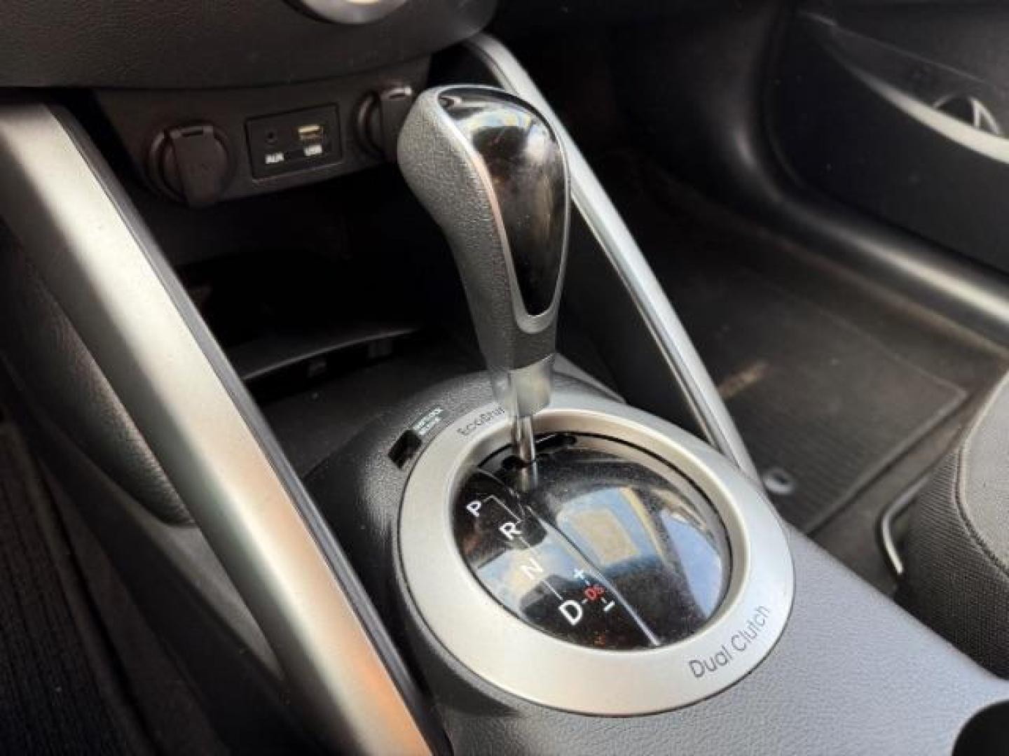 2016 RED Hyundai Veloster . (KMHTC6AD8GU) , located at 2715 W Pioneer Pkwy, Arlington, TX, 76013, (817) 265-9009, 32.710262, -97.153236 - Photo#15