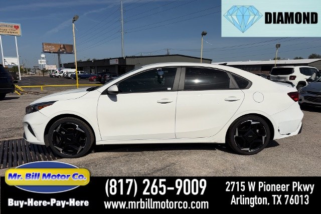 photo of 2022 Kia Forte FE