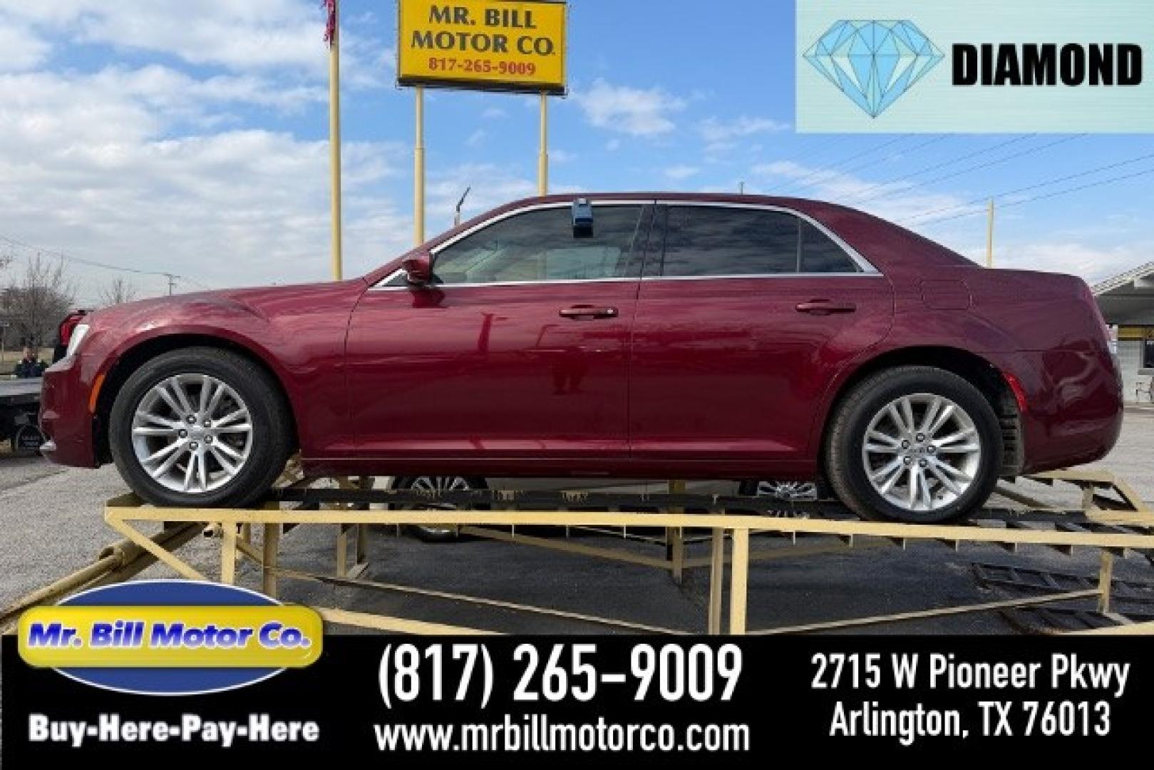 2019 MAROON Chrysler 300 Touring (2C3CCAAG0KH) with an Pentastar 3.6L V-6 D engine, located at 2715 W Pioneer Pkwy, Arlington, TX, 76013, (817) 265-9009, 32.710262, -97.153236- Photo#0