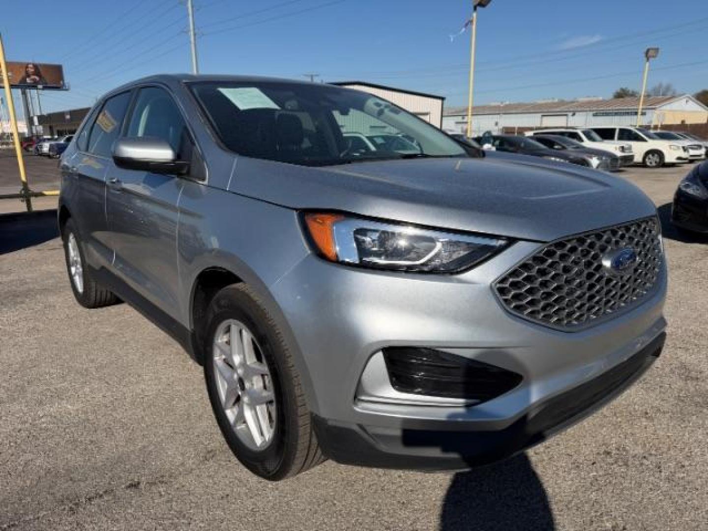 2023 GRAY Ford Edge SEL (2FMPK4J98PB) with an EcoBoost 2L I-4 gasoline direct injection engine, located at 2715 W Pioneer Pkwy, Arlington, TX, 76013, (817) 265-9009, 32.710262, -97.153236 - Photo#4