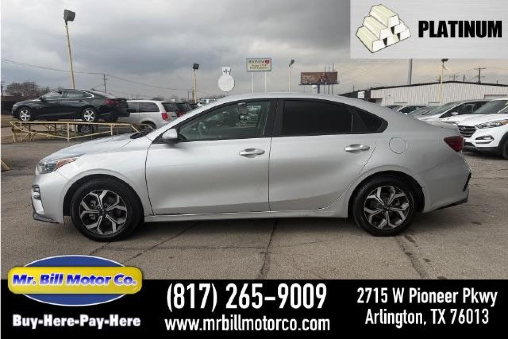 2019 SILVER Kia Forte FE (3KPF24AD0KE) with an 2.0L L4 DOHC 16V engine, Continuously Variabl transmission, located at 2715 W Pioneer Pkwy, Arlington, TX, 76013, (817) 265-9009, 32.710262, -97.153236 - Photo#0