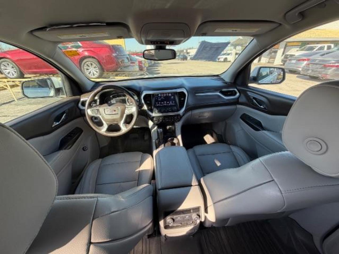 2018 WHITE GMC Acadia SLT-1 (1GKKNULS2JZ) with an 3.6L V-6 gasoline direct injection engine, located at 2715 W Pioneer Pkwy, Arlington, TX, 76013, (817) 265-9009, 32.710262, -97.153236 - Photo#14