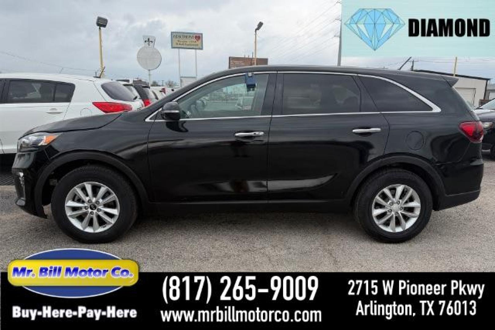 2020 MAROON Kia Sorento 2.4L L (5XYPG4A33LG) with an 2.4L I-4 gasoline direct injection engine, located at 2715 W Pioneer Pkwy, Arlington, TX, 76013, (817) 265-9009, 32.710262, -97.153236 - Photo#0