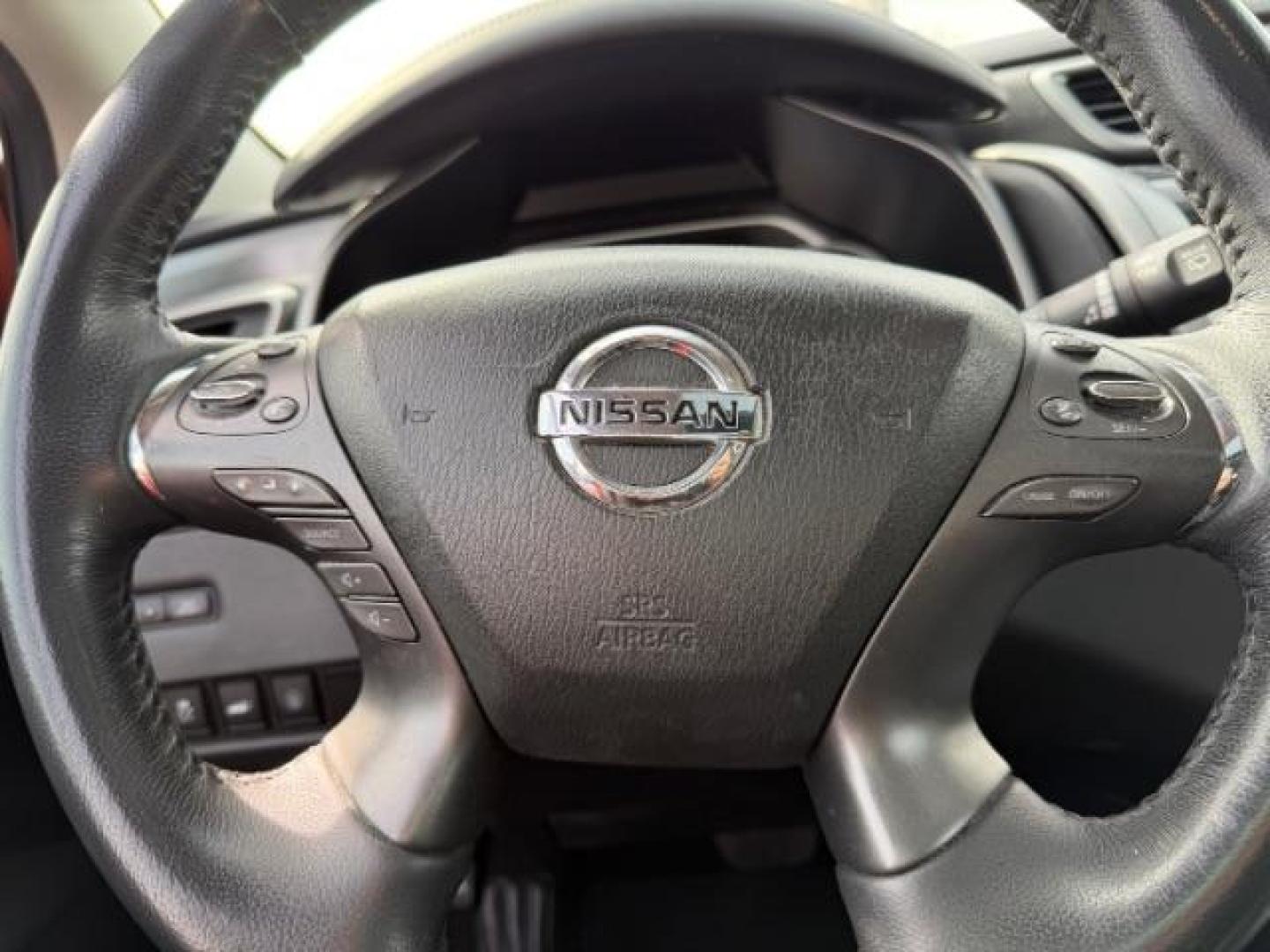 2019 ORANGE Nissan Murano SL (5N1AZ2MJXKN) with an 3.5L V-6 DOHC engine, located at 2715 W Pioneer Pkwy, Arlington, TX, 76013, (817) 265-9009, 32.710262, -97.153236 - Photo#18