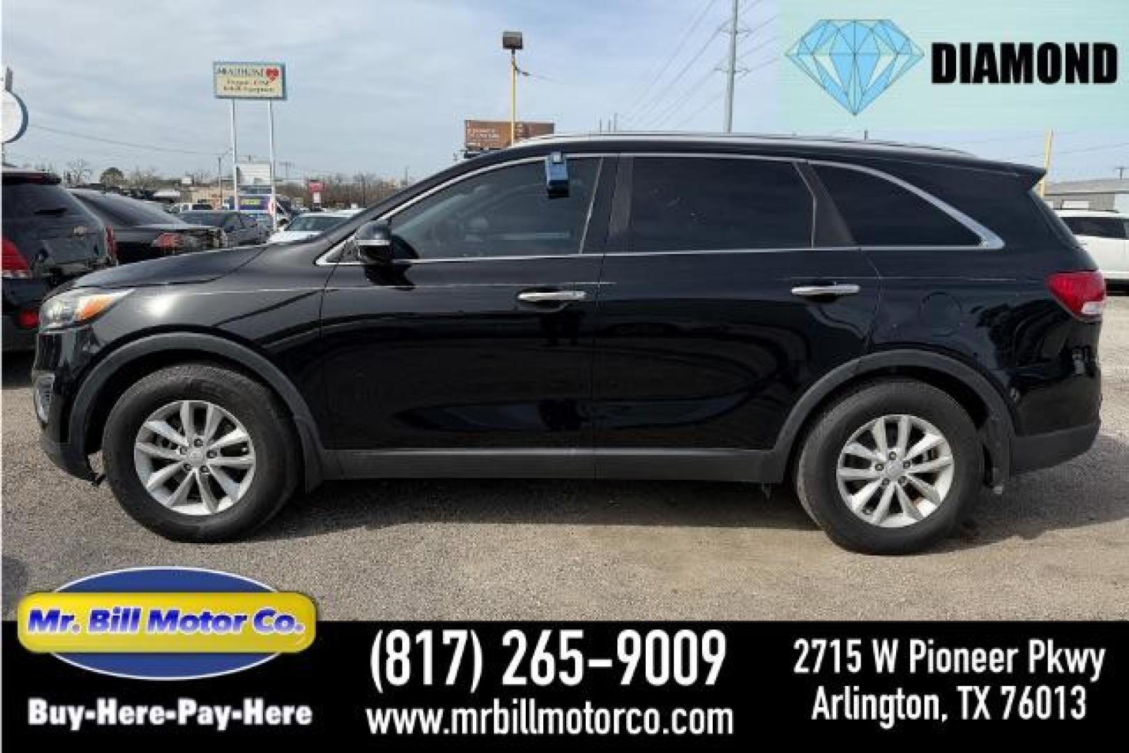 2018 BLACK Kia Sorento 2.4L LX (5XYPG4A30JG) with an 2.4L I-4 gasoline direct injection engine, located at 2715 W Pioneer Pkwy, Arlington, TX, 76013, (817) 265-9009, 32.710262, -97.153236 - Photo#0
