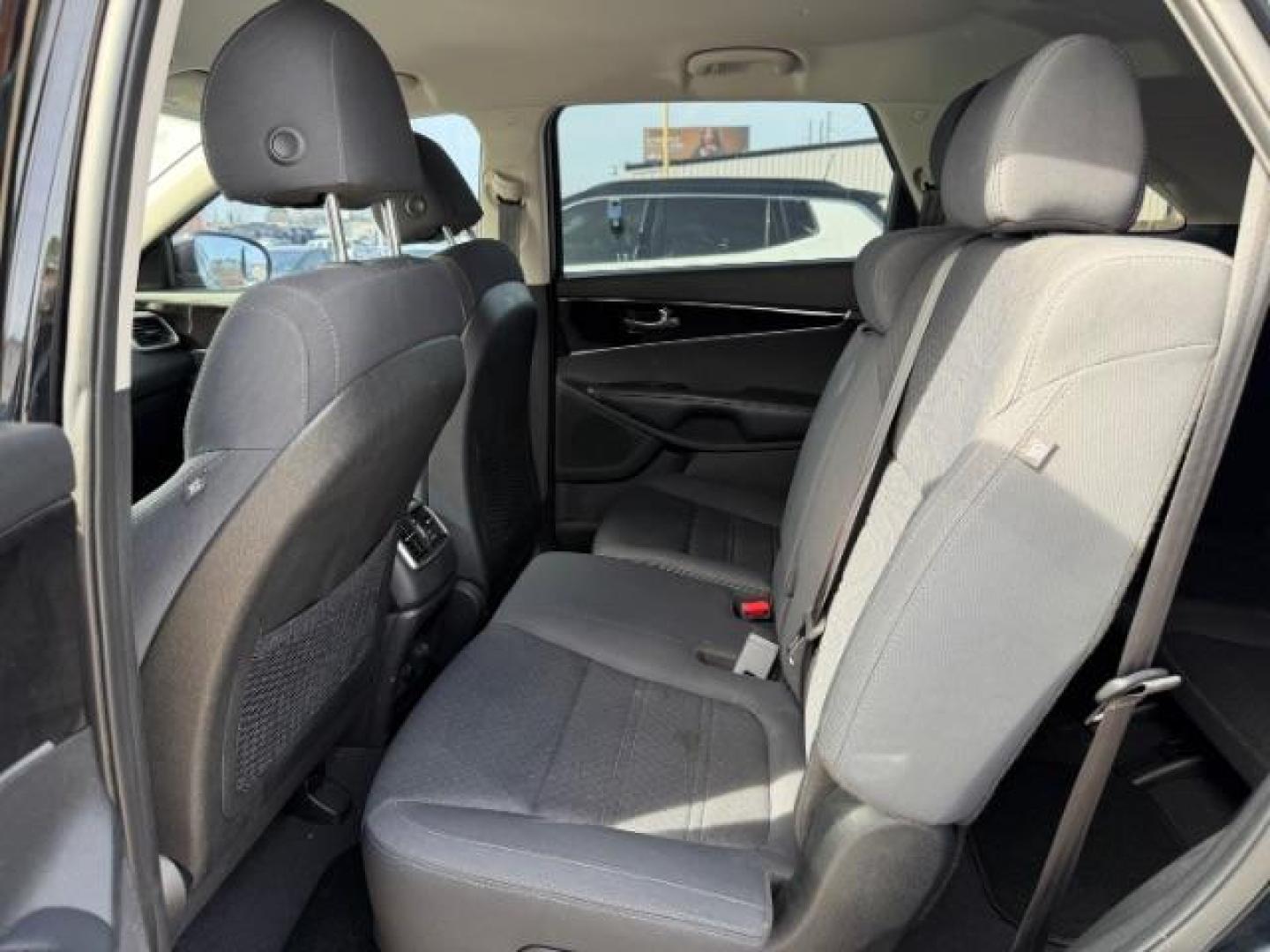 2018 BLACK Kia Sorento 2.4L LX (5XYPG4A30JG) with an 2.4L I-4 gasoline direct injection engine, located at 2715 W Pioneer Pkwy, Arlington, TX, 76013, (817) 265-9009, 32.710262, -97.153236 - Photo#10