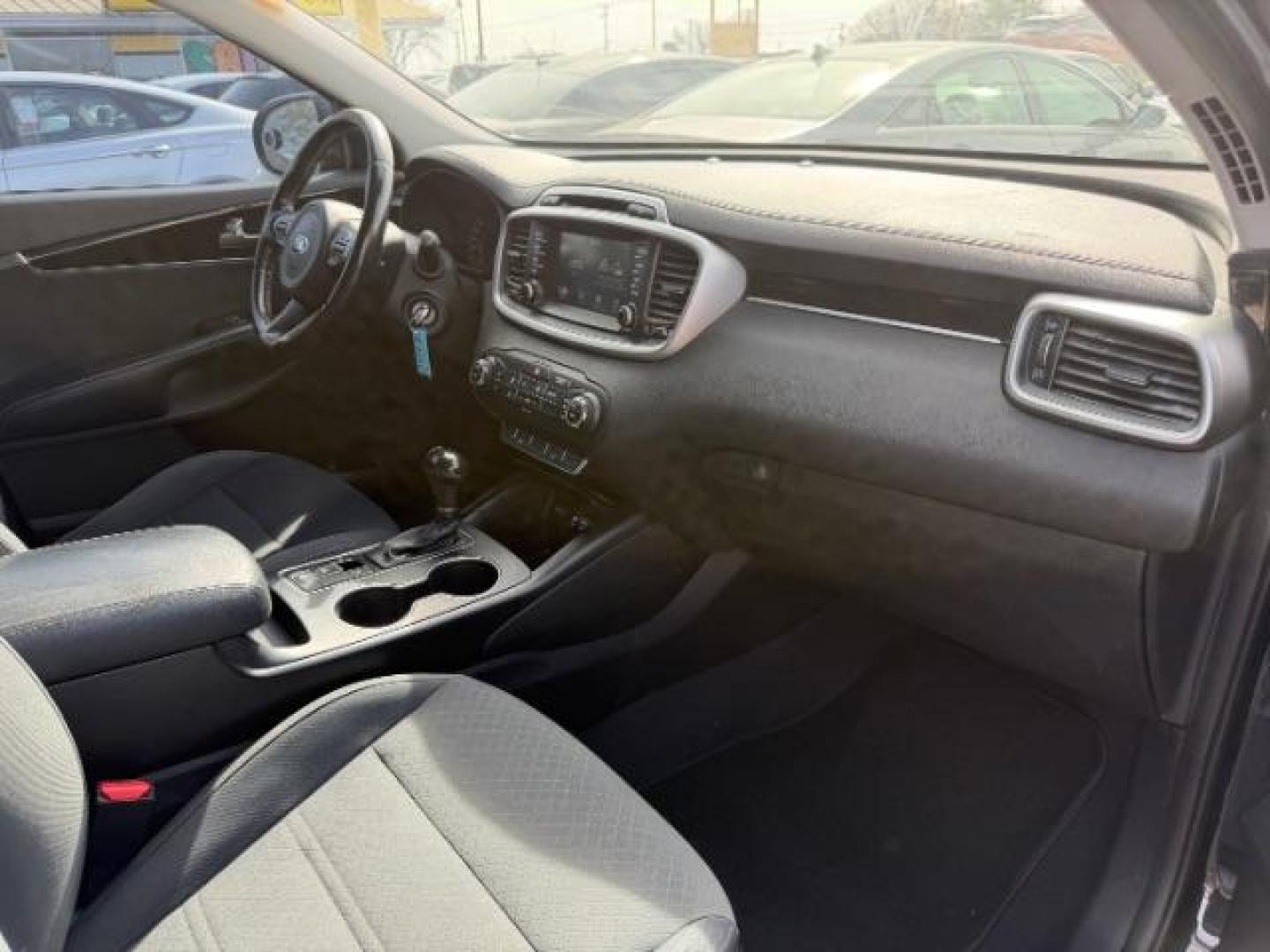 2018 BLACK Kia Sorento 2.4L LX (5XYPG4A30JG) with an 2.4L I-4 gasoline direct injection engine, located at 2715 W Pioneer Pkwy, Arlington, TX, 76013, (817) 265-9009, 32.710262, -97.153236 - Photo#14