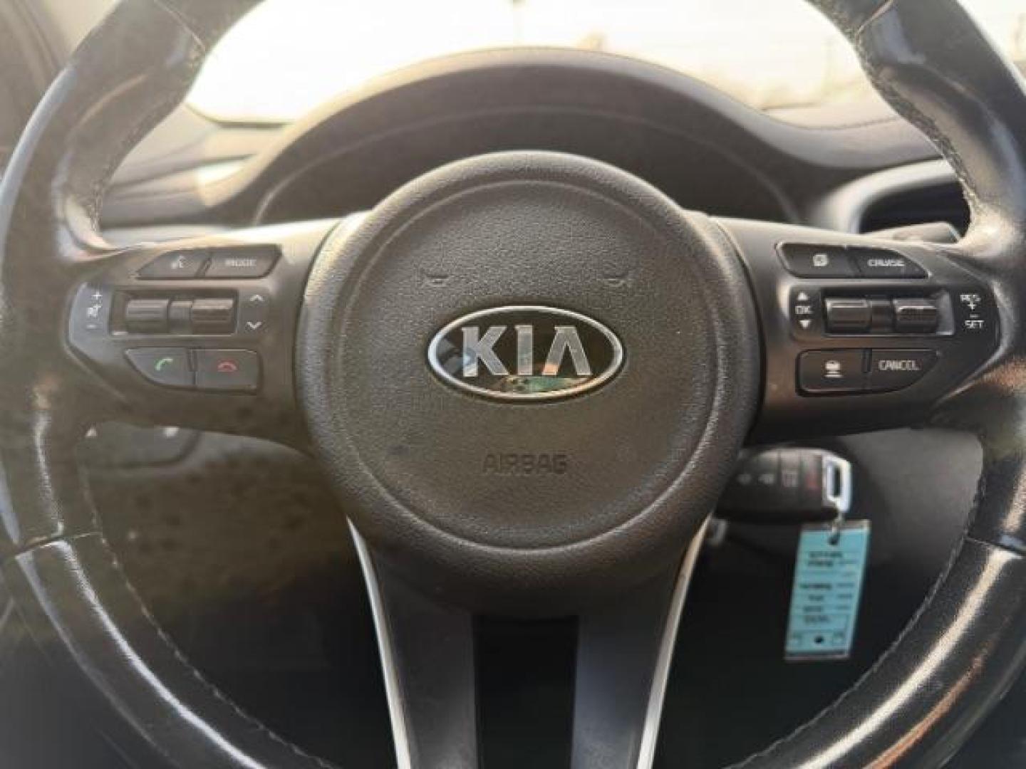 2018 BLACK Kia Sorento 2.4L LX (5XYPG4A30JG) with an 2.4L I-4 gasoline direct injection engine, located at 2715 W Pioneer Pkwy, Arlington, TX, 76013, (817) 265-9009, 32.710262, -97.153236 - Photo#19