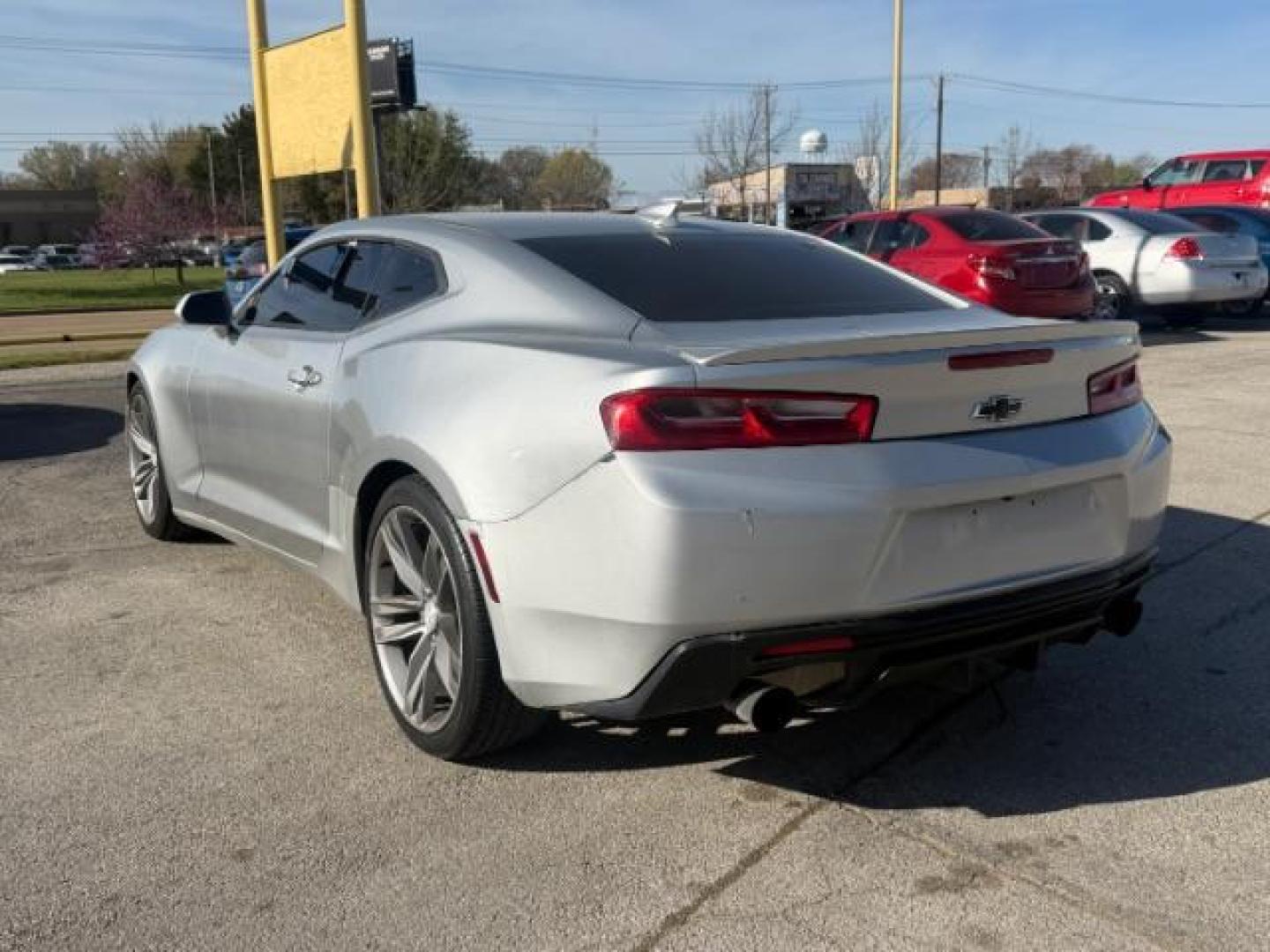 2018 SILVER Chevrolet Camaro 1LT (1G1FB1RS8J0) , located at 2715 W Pioneer Pkwy, Arlington, TX, 76013, (817) 265-9009, 32.710262, -97.153236 - Photo#9