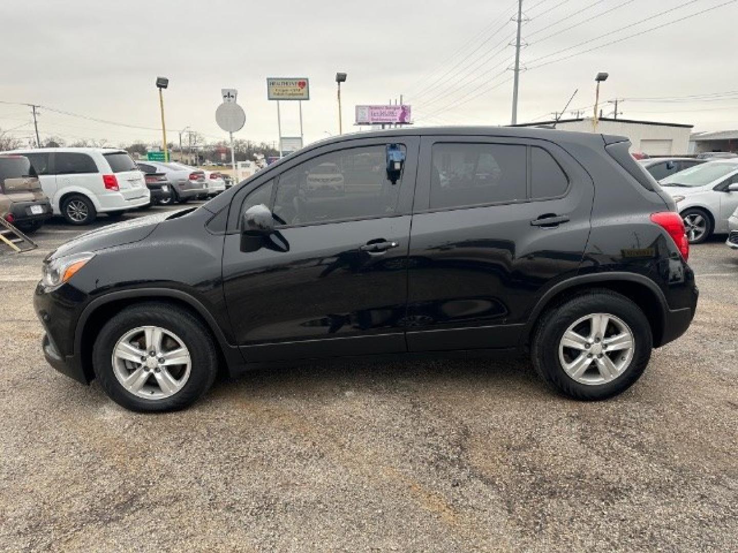 2020 BLACK Chevrolet Trax FWD LT (3GNCJLSB3LL) with an ECOTEC 1.4L I-4 DOHC engine, located at 2715 W Pioneer Pkwy, Arlington, TX, 76013, (817) 265-9009, 32.710262, -97.153236- Photo#1