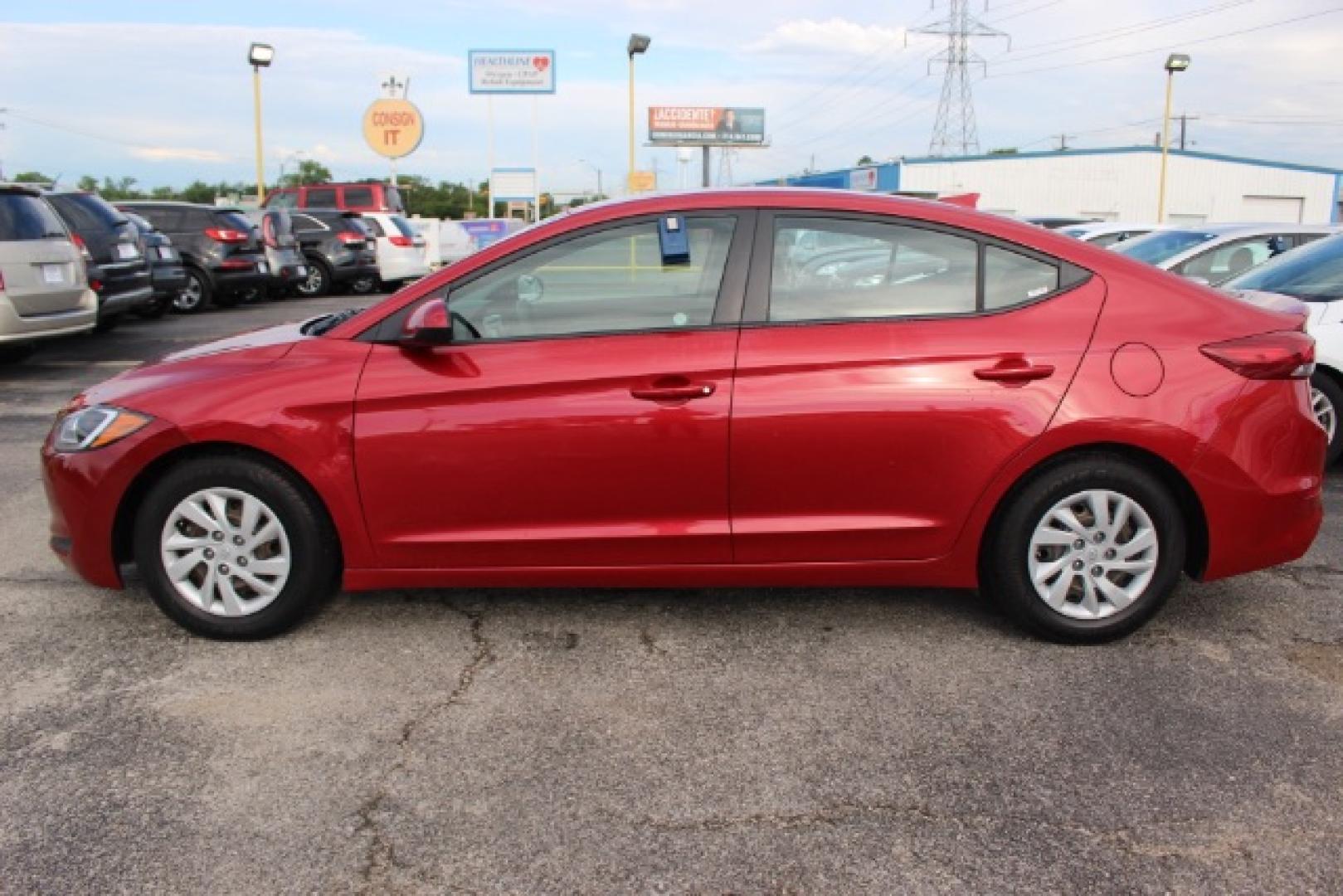 2017 RED Hyundai Elantra SE (5NPD84LFXHH) with an Nu 2L I-4 DOHC engine, located at 2715 W Pioneer Pkwy, Arlington, TX, 76013, (817) 265-9009, 32.710262, -97.153236- Photo#1