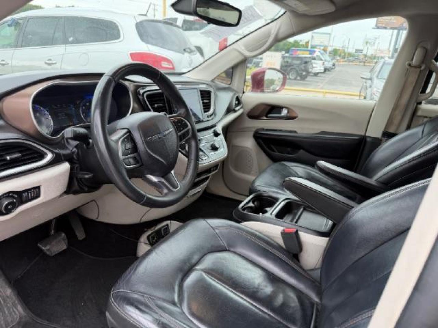 2017 RED Chrysler Pacifica Touring-L (2C4RC1BG3HR) with an 3.6L V-6 DOHC engine, located at 2715 W Pioneer Pkwy, Arlington, TX, 76013, (817) 265-9009, 32.710262, -97.153236 - Photo#16