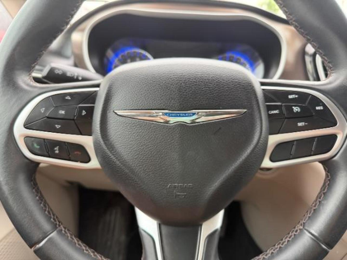 2017 RED Chrysler Pacifica Touring-L (2C4RC1BG3HR) with an 3.6L V-6 DOHC engine, located at 2715 W Pioneer Pkwy, Arlington, TX, 76013, (817) 265-9009, 32.710262, -97.153236 - Photo#19