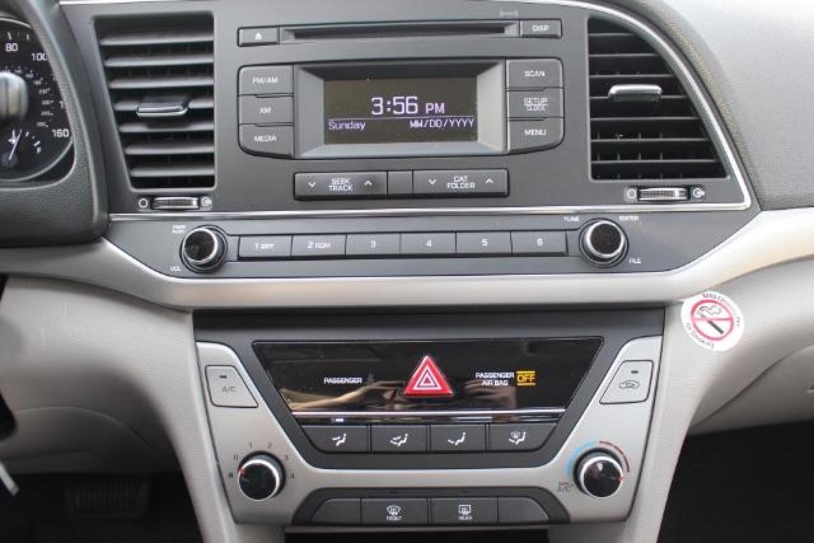 2019 SILVER Hyundai Elantra SE (5NPD74LF6KH) with an Nu 2L I-4 DOHC engine, located at 2715 W Pioneer Pkwy, Arlington, TX, 76013, (817) 265-9009, 32.710262, -97.153236 - Photo#16