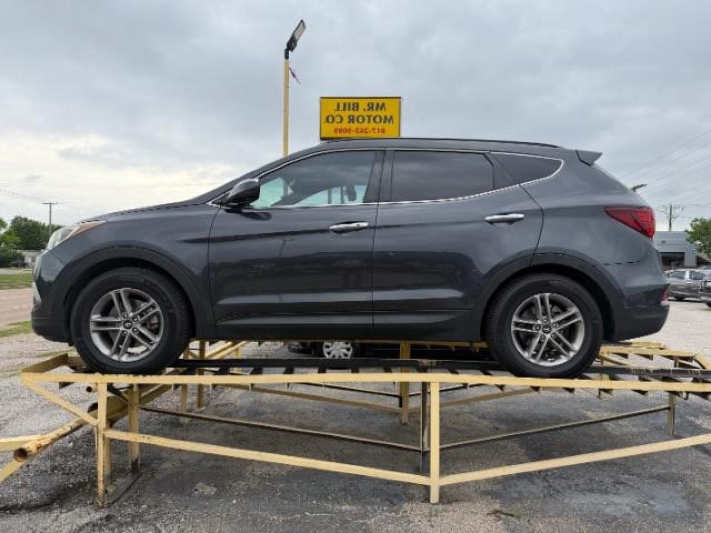 2018 GRAY Hyundai Santa Fe Sport 2.4L (5XYZU3LBXJG) with an Theta II 2.4L I-4 gasoline direct injection engine, located at 2715 W Pioneer Pkwy, Arlington, TX, 76013, (817) 265-9009, 32.710262, -97.153236 - Photo#1