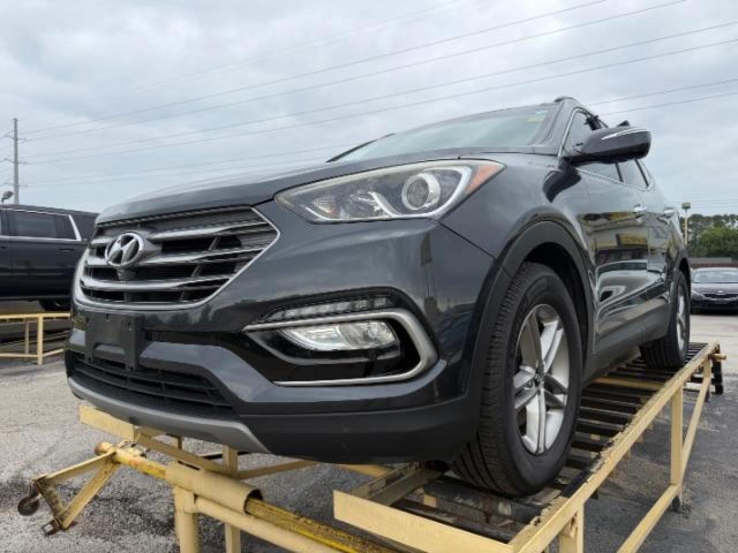 2018 GRAY Hyundai Santa Fe Sport 2.4L (5XYZU3LBXJG) with an Theta II 2.4L I-4 gasoline direct injection engine, located at 2715 W Pioneer Pkwy, Arlington, TX, 76013, (817) 265-9009, 32.710262, -97.153236 - Photo#4