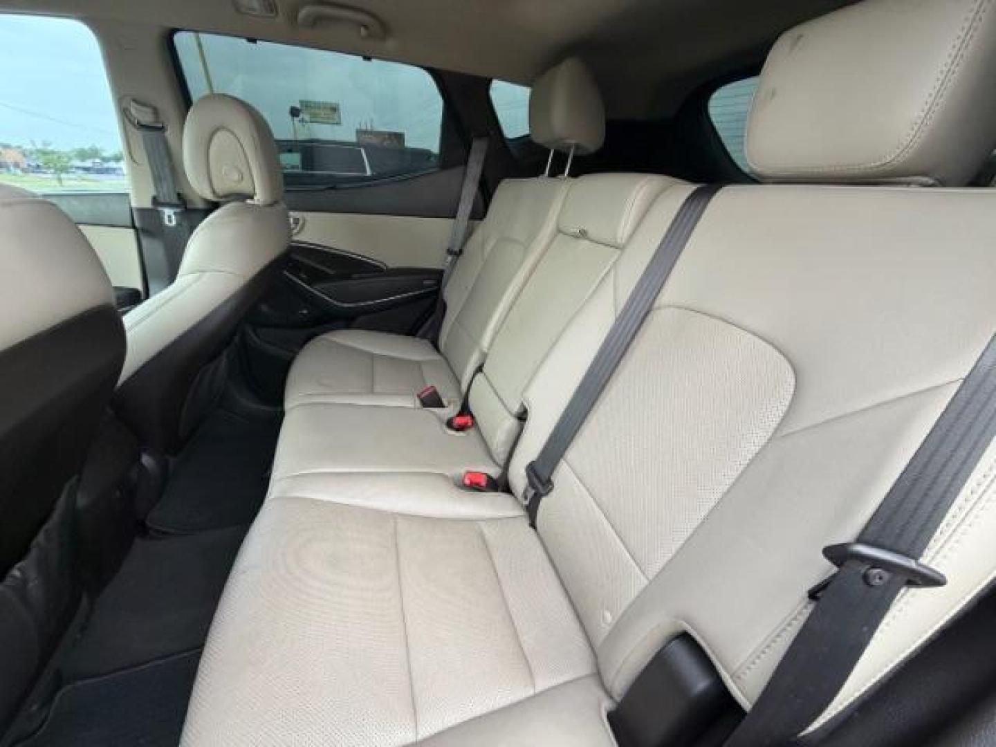 2018 GRAY Hyundai Santa Fe Sport 2.4L (5XYZU3LBXJG) with an Theta II 2.4L I-4 gasoline direct injection engine, located at 2715 W Pioneer Pkwy, Arlington, TX, 76013, (817) 265-9009, 32.710262, -97.153236 - Photo#9