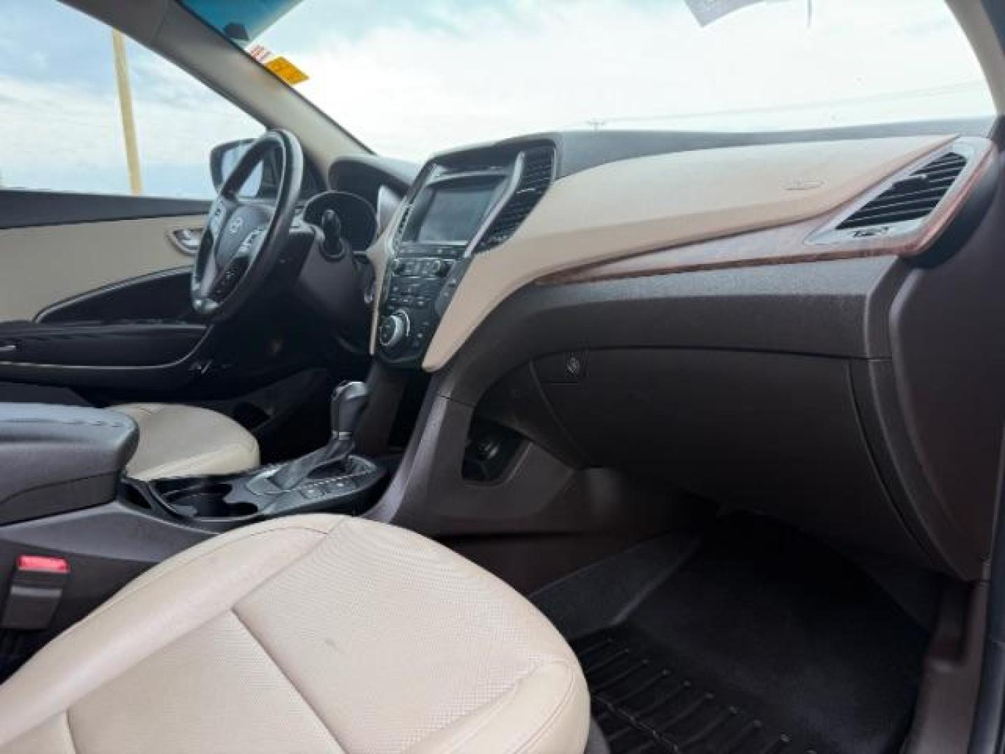 2018 GRAY Hyundai Santa Fe Sport 2.4L (5XYZU3LBXJG) with an Theta II 2.4L I-4 gasoline direct injection engine, located at 2715 W Pioneer Pkwy, Arlington, TX, 76013, (817) 265-9009, 32.710262, -97.153236 - Photo#13