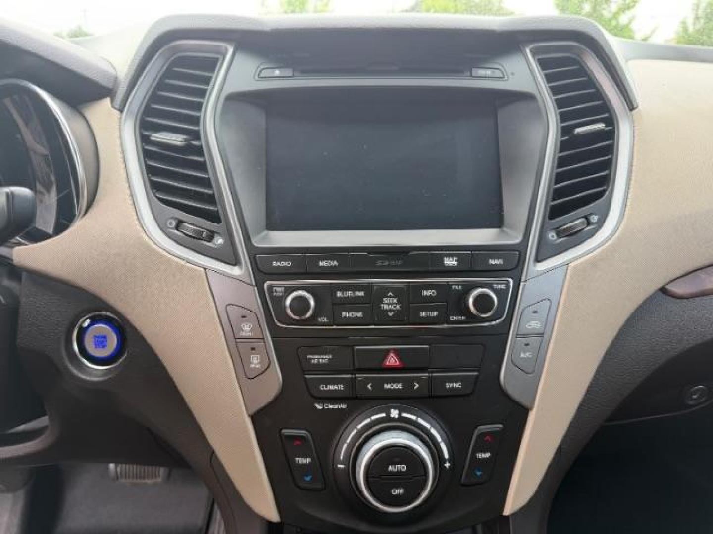 2018 GRAY Hyundai Santa Fe Sport 2.4L (5XYZU3LBXJG) with an Theta II 2.4L I-4 gasoline direct injection engine, located at 2715 W Pioneer Pkwy, Arlington, TX, 76013, (817) 265-9009, 32.710262, -97.153236 - Photo#16