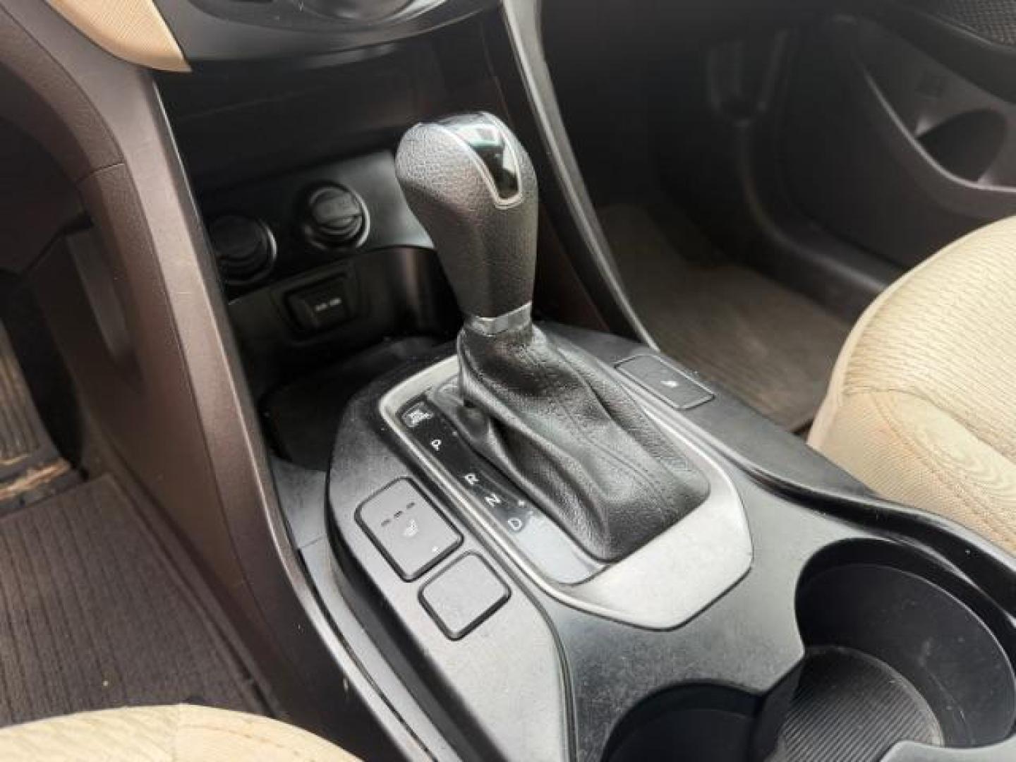 2015 RED Hyundai Santa Fe Sport 2.4L (5XYZU3LB2FG) with an Theta II 2.4L I-4 gasoline direct injection engine, located at 2715 W Pioneer Pkwy, Arlington, TX, 76013, (817) 265-9009, 32.710262, -97.153236 - Photo#14