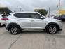 2017 SILVER Hyundai Tucson SE (KM8J33A42HU) with an Nu 2L I-4 gasoline direct injection engine, located at 2715 W Pioneer Pkwy, Arlington, TX, 76013, (817) 265-9009, 32.710262, -97.153236 - Photo#6