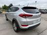 2017 SILVER Hyundai Tucson SE (KM8J33A42HU) with an Nu 2L I-4 gasoline direct injection engine, located at 2715 W Pioneer Pkwy, Arlington, TX, 76013, (817) 265-9009, 32.710262, -97.153236 - Photo#9