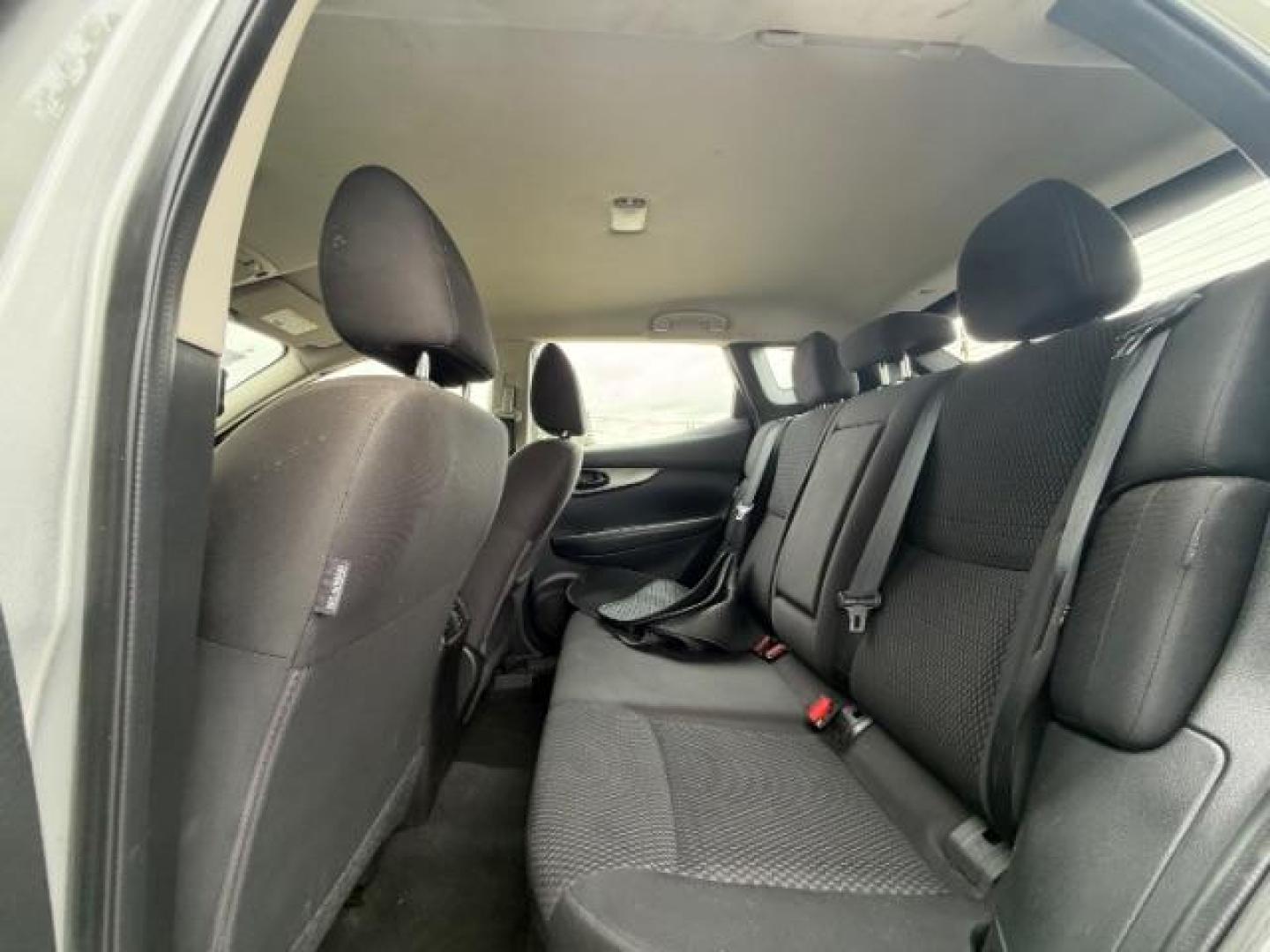 2022 SILVER Nissan Rogue Sport S AWD Xtronic CVT (JN1BJ1AW3NW) with an 2L I-4 gasoline direct injection engine, located at 2715 W Pioneer Pkwy, Arlington, TX, 76013, (817) 265-9009, 32.710262, -97.153236 - Photo#9