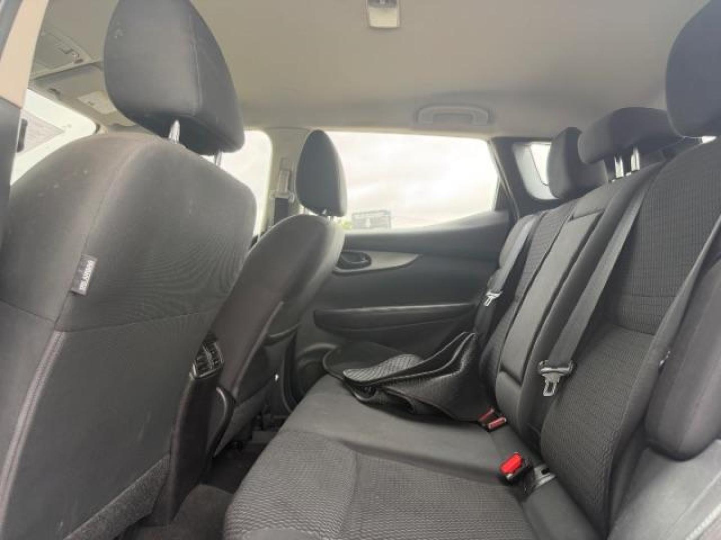 2022 SILVER Nissan Rogue Sport S AWD Xtronic CVT (JN1BJ1AW3NW) with an 2L I-4 gasoline direct injection engine, located at 2715 W Pioneer Pkwy, Arlington, TX, 76013, (817) 265-9009, 32.710262, -97.153236 - Photo#10