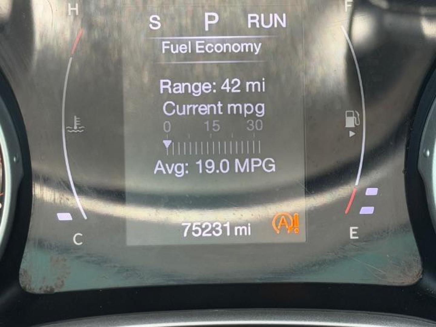 2019 WHITE Jeep Compass Altitude FWD (3C4NJCBB5KT) with an 2.4L I-4 variable valve control engine, located at 2715 W Pioneer Pkwy, Arlington, TX, 76013, (817) 265-9009, 32.710262, -97.153236 - Photo#1
