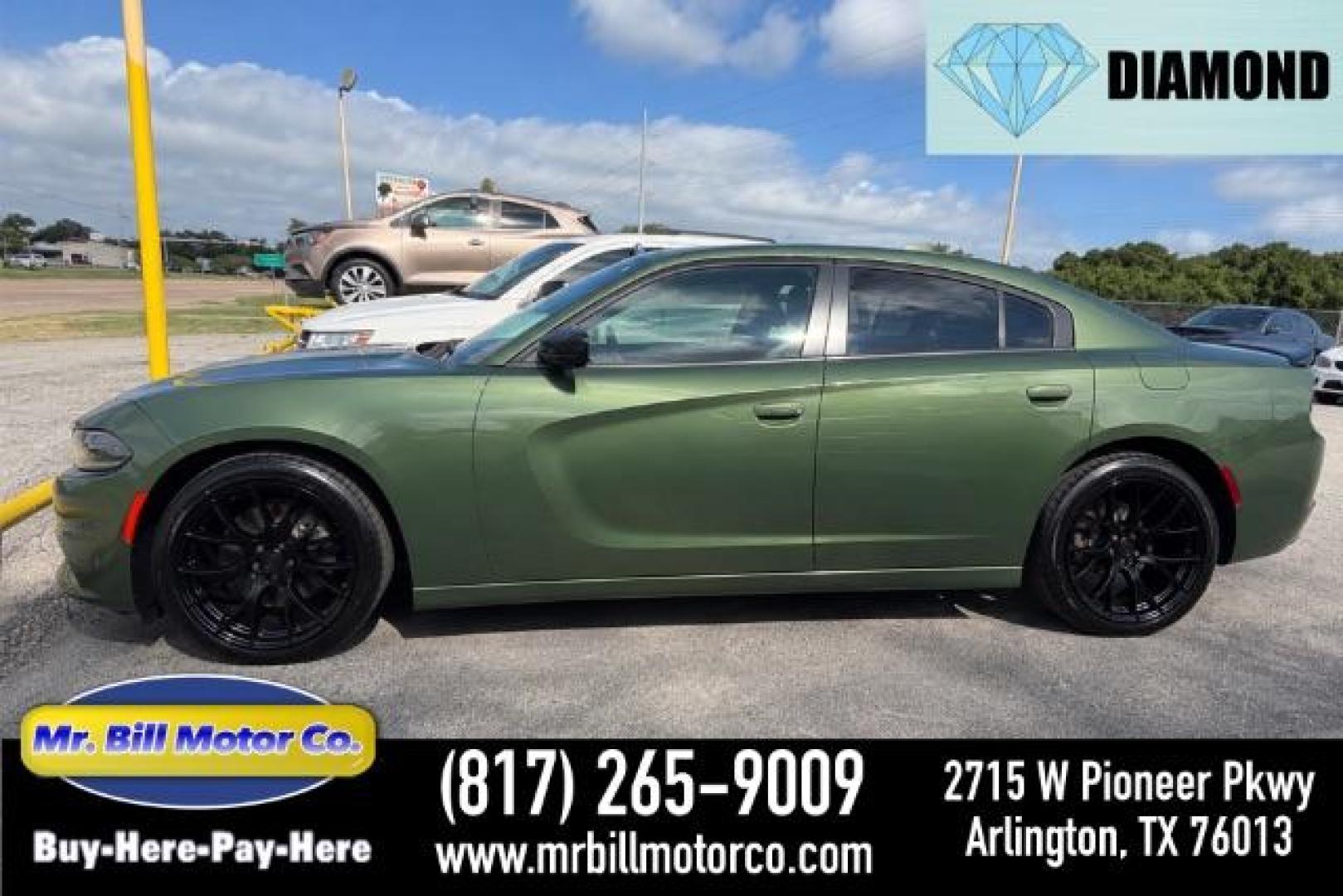 2020 GREEN Dodge Charger SXT (2C3CDXBG6LH) with an 3.6L V6 DOHC 24V engine, 8-Speed Automatic transmission, located at 2715 W Pioneer Pkwy, Arlington, TX, 76013, (817) 265-9009, 32.710262, -97.153236 - Photo#0