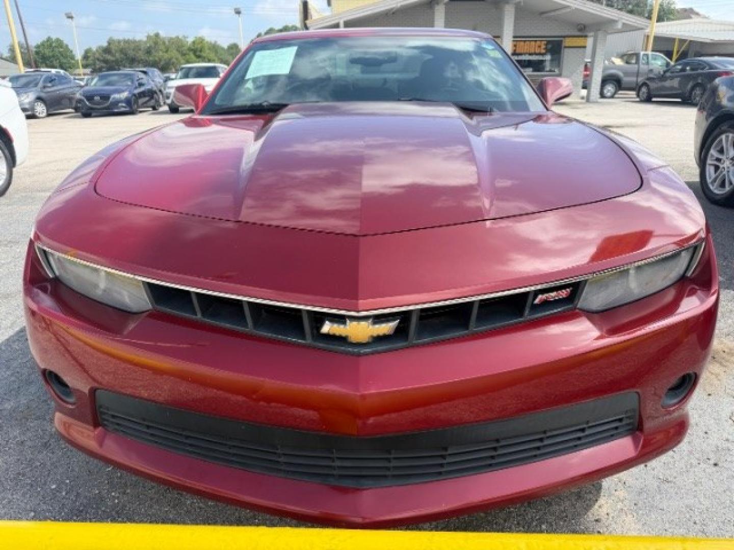2014 RED Chevrolet Camaro 1LT (2G1FB1E31E9) with an 3.6L V-6 gasoline direct injection engine, located at 2715 W Pioneer Pkwy, Arlington, TX, 76013, (817) 265-9009, 32.710262, -97.153236- Photo#3