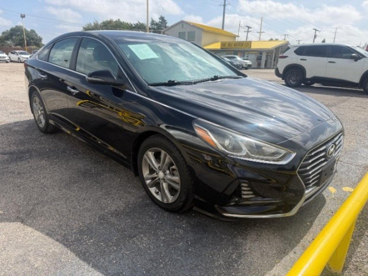 2018 BLACK Hyundai Sonata Sport (5NPE34AF1JH) with an 2.4L L4 DOHC 16V engine, 6-Speed Automatic transmission, located at 2715 W Pioneer Pkwy, Arlington, TX, 76013, (817) 265-9009, 32.710262, -97.153236- Photo#5